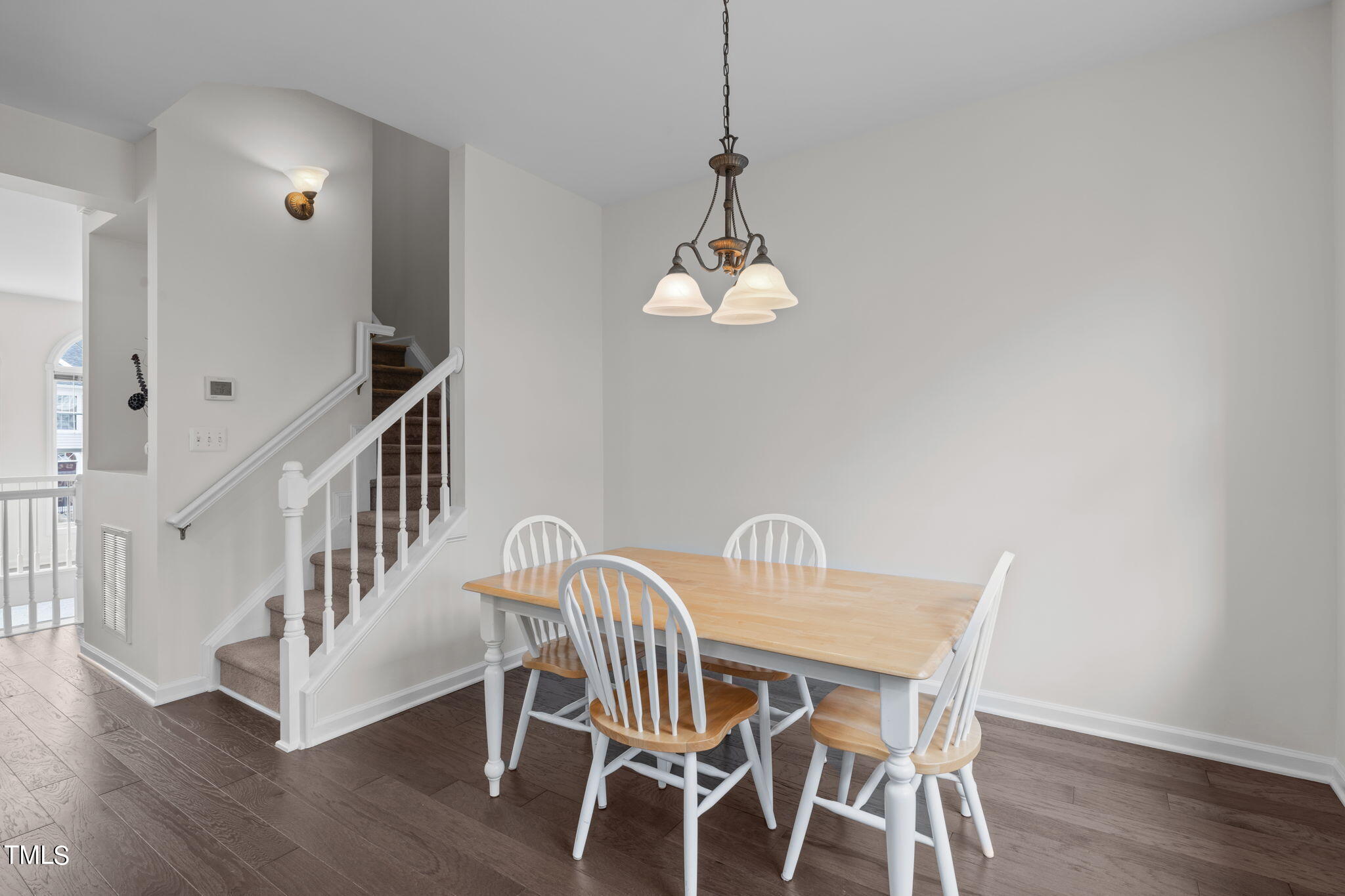 5542 Vista View Court