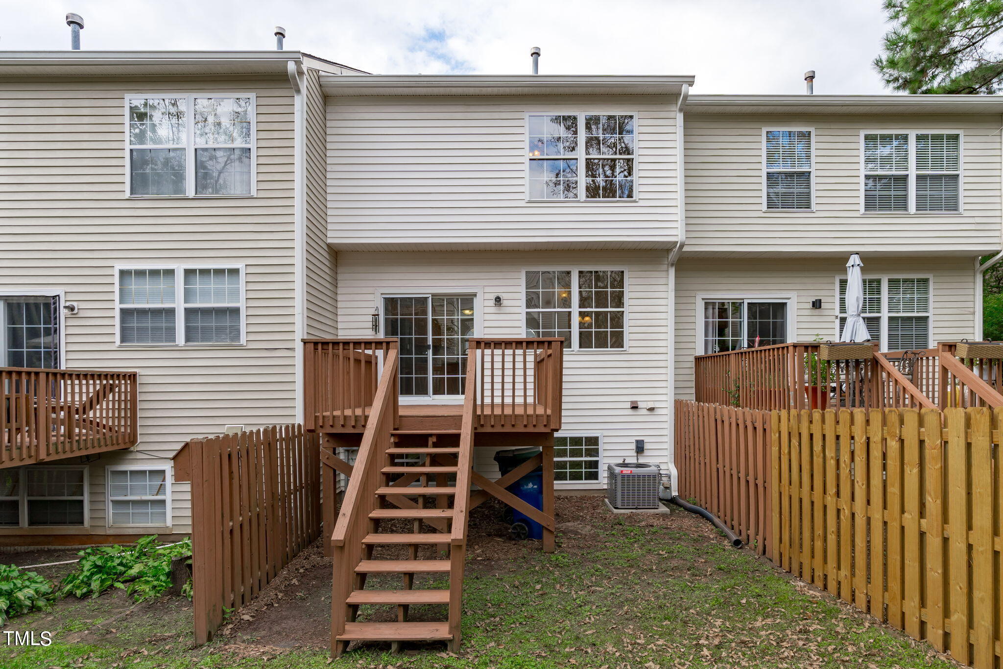 5542 Vista View Court