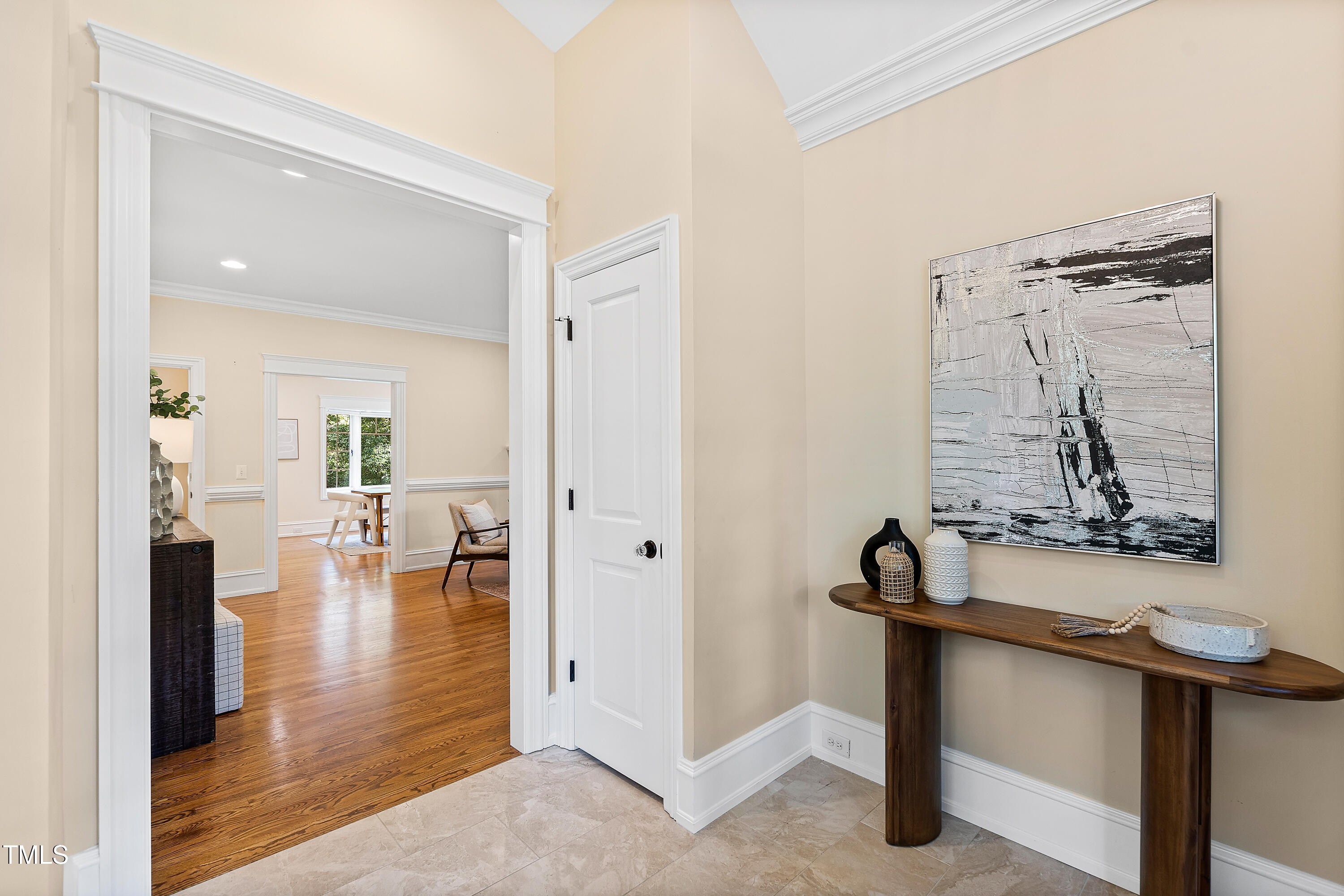 1112 Glen Eden Drive