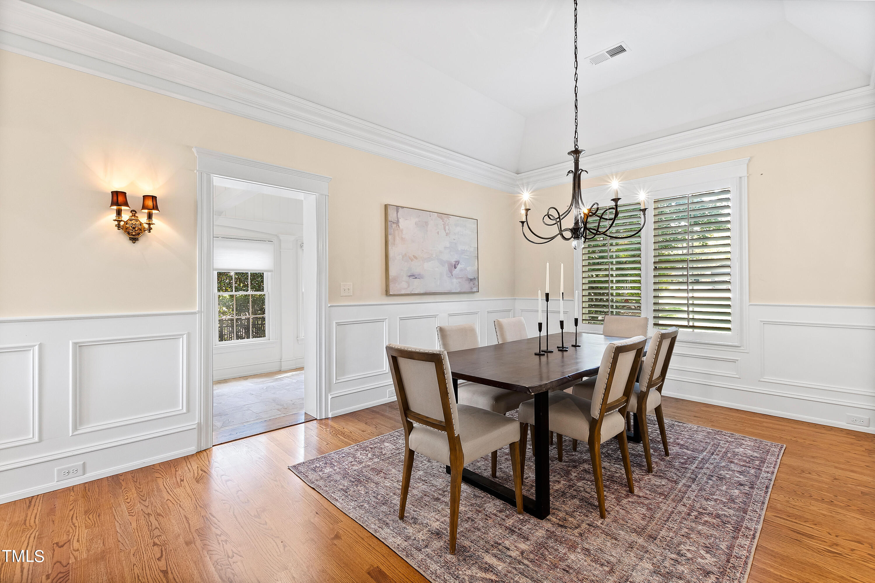 1112 Glen Eden Drive