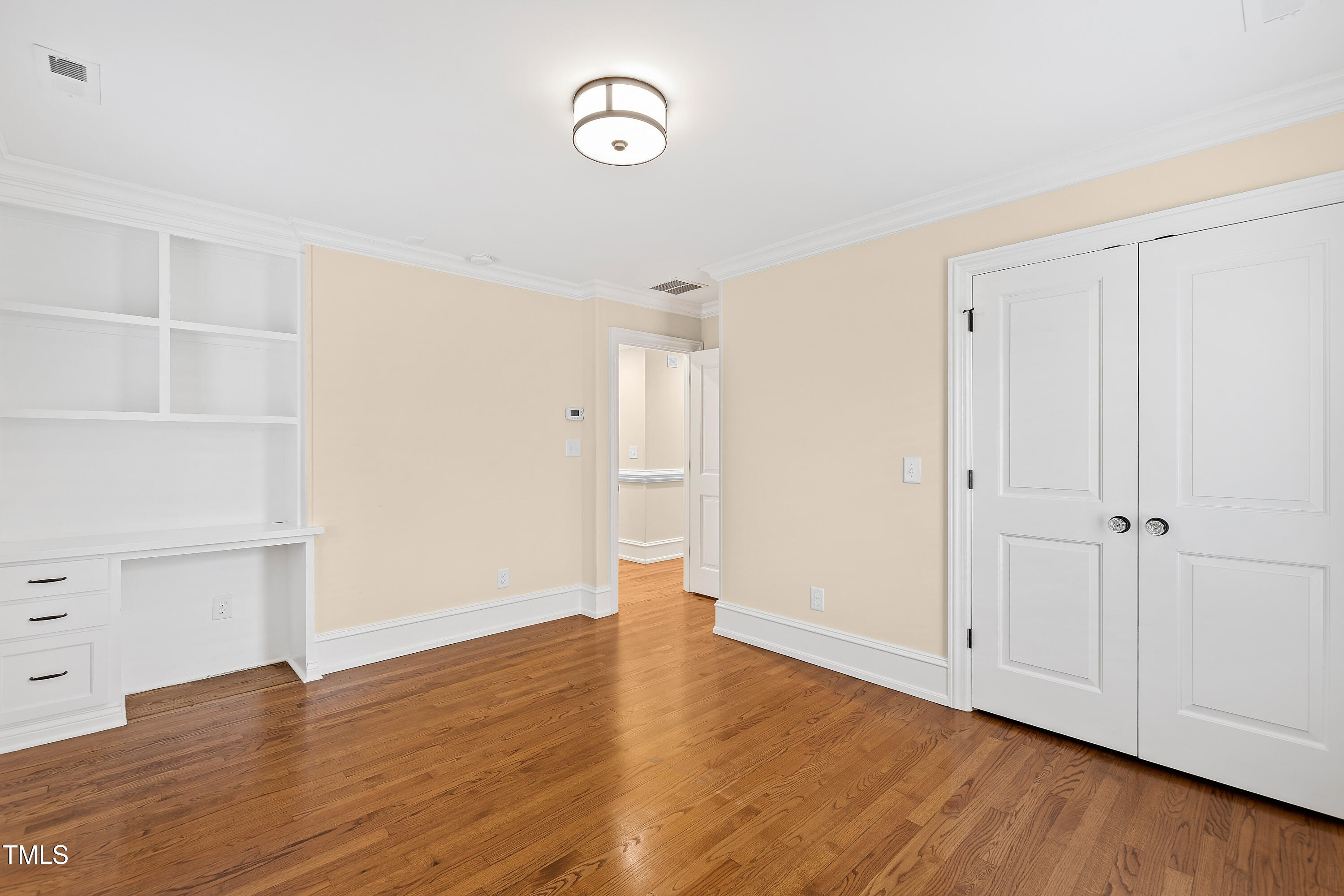 1112 Glen Eden Drive
