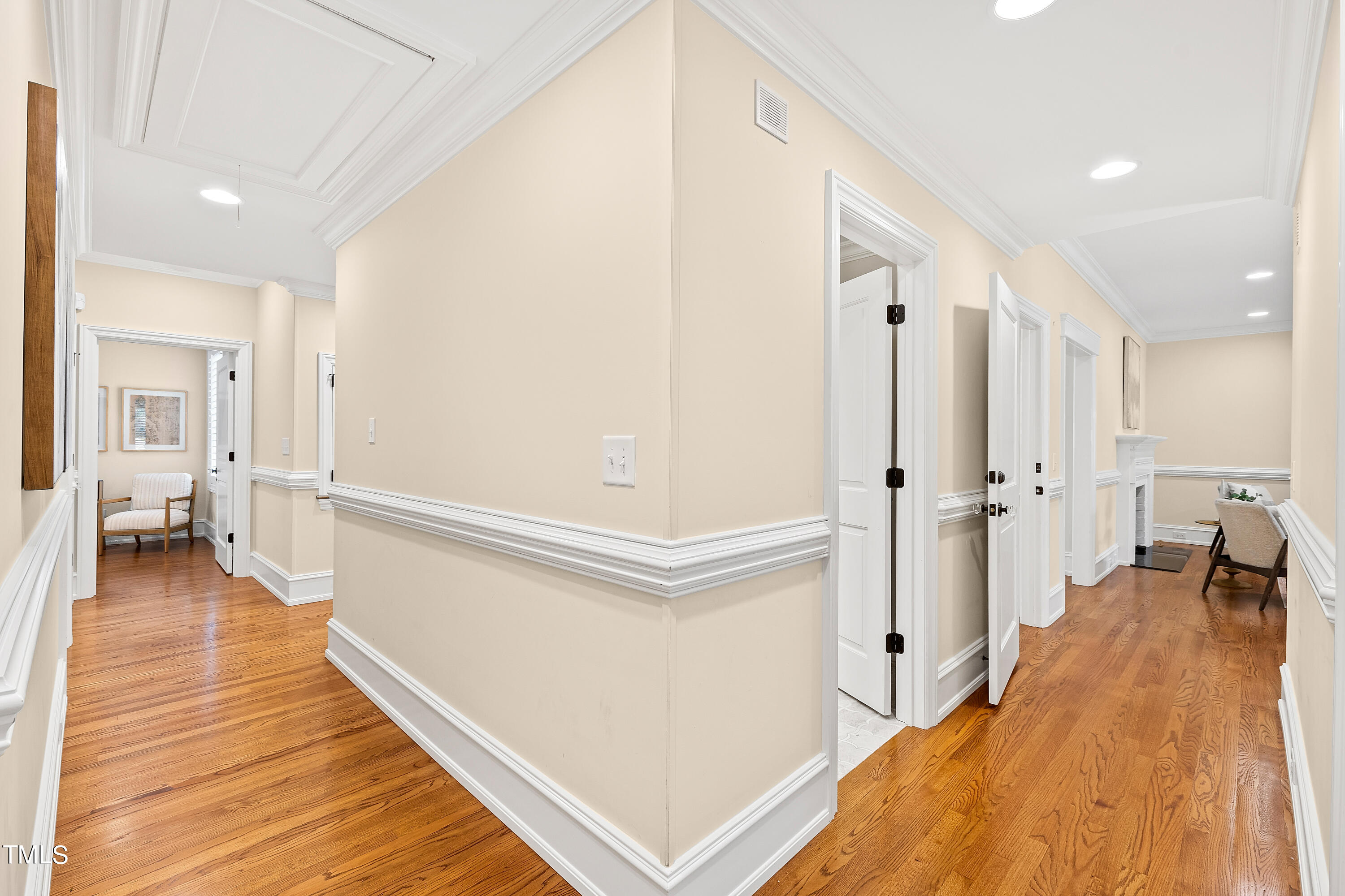1112 Glen Eden Drive