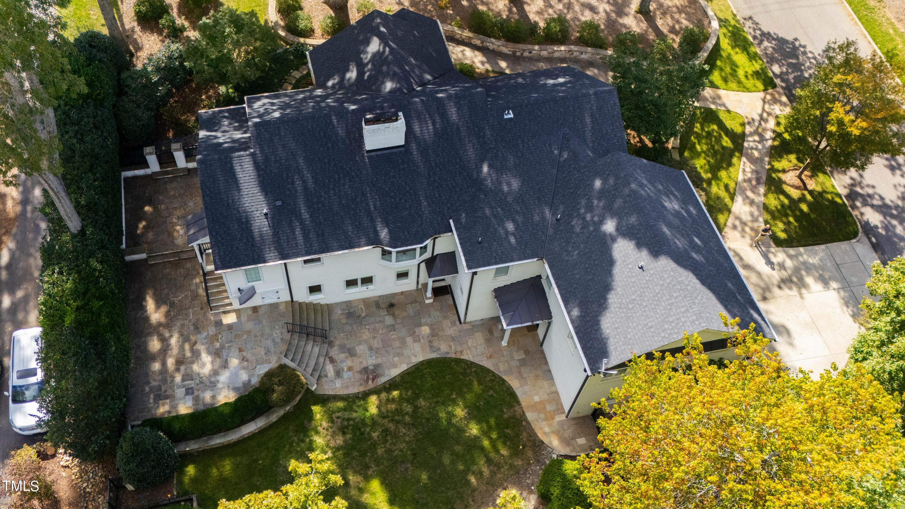1112 Glen Eden Drive