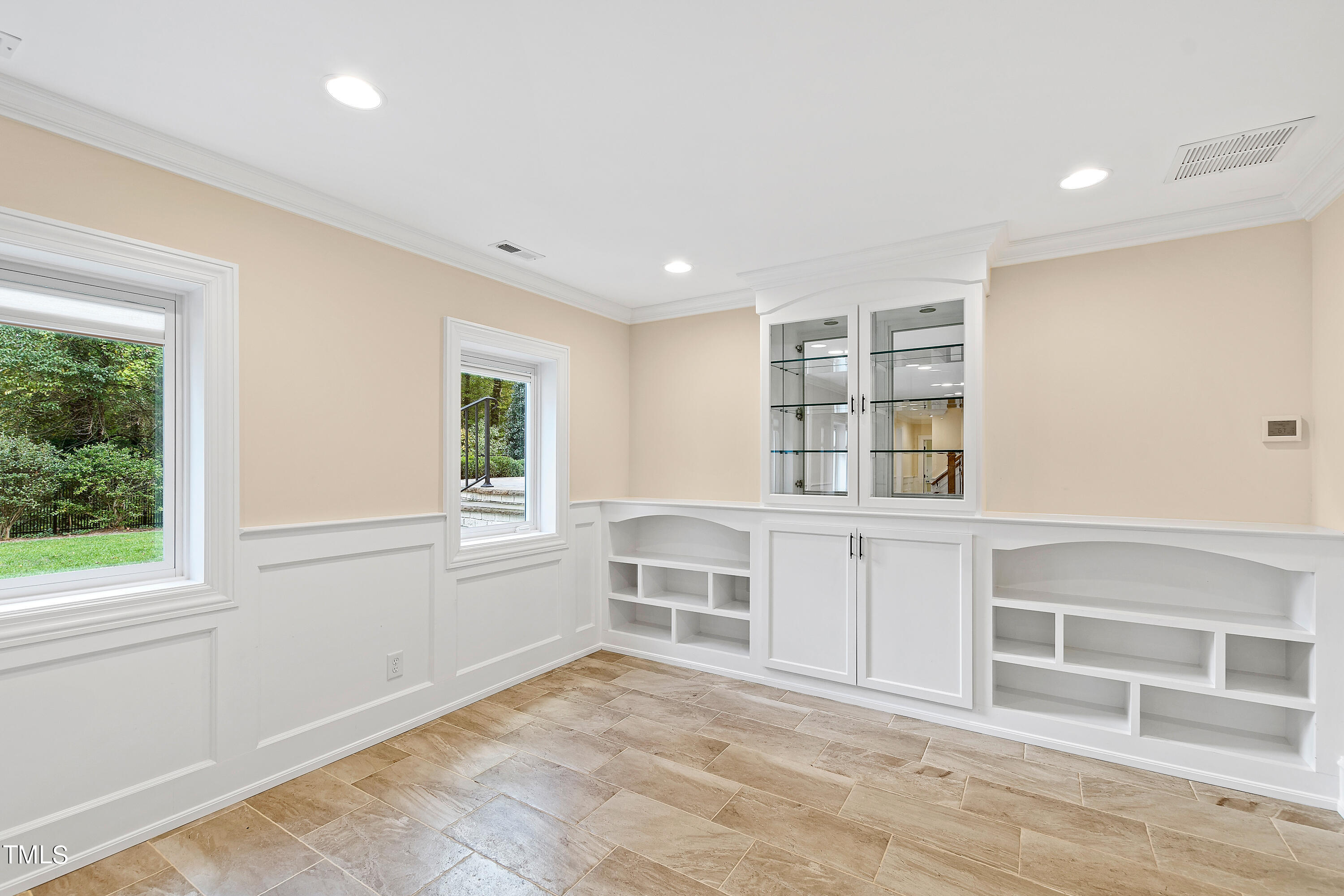 1112 Glen Eden Drive
