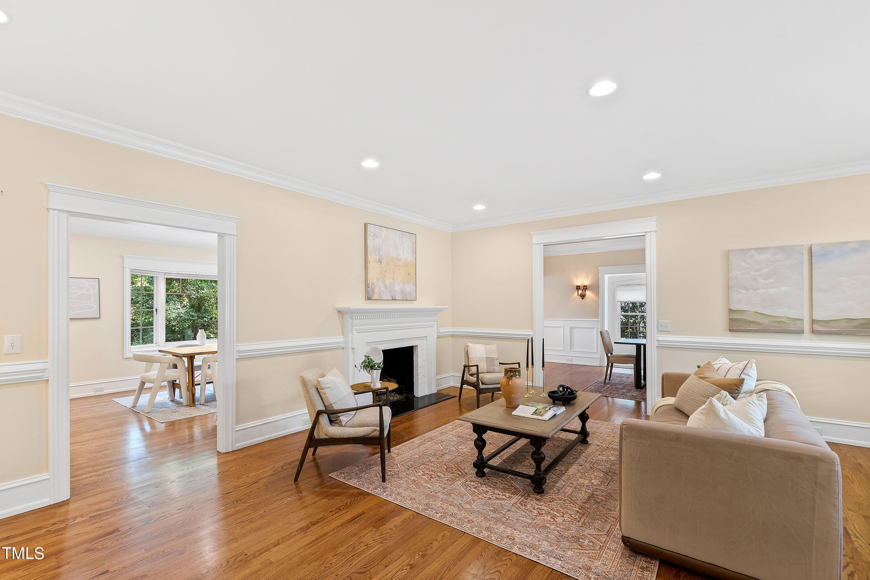 1112 Glen Eden Drive