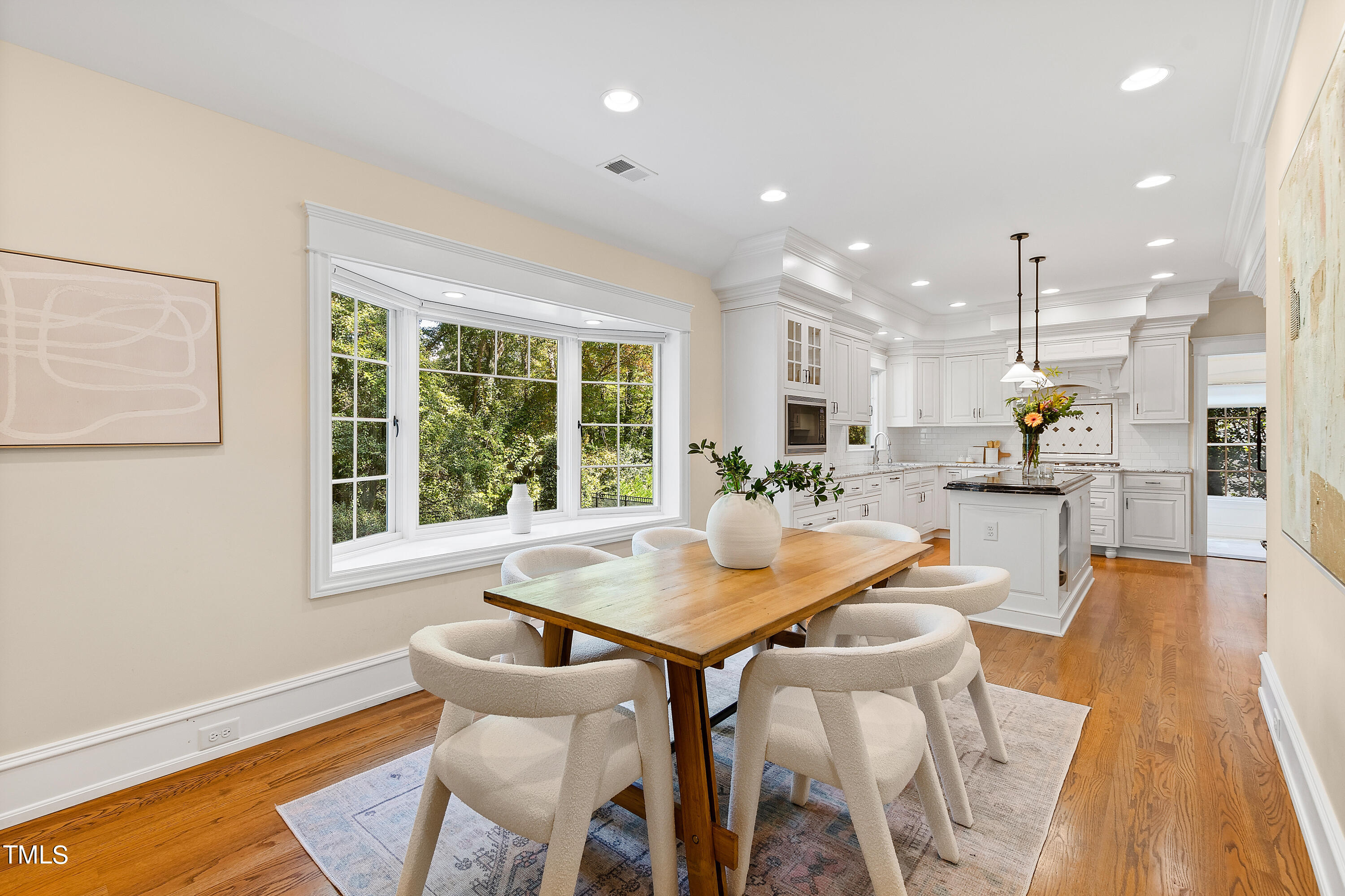 1112 Glen Eden Drive