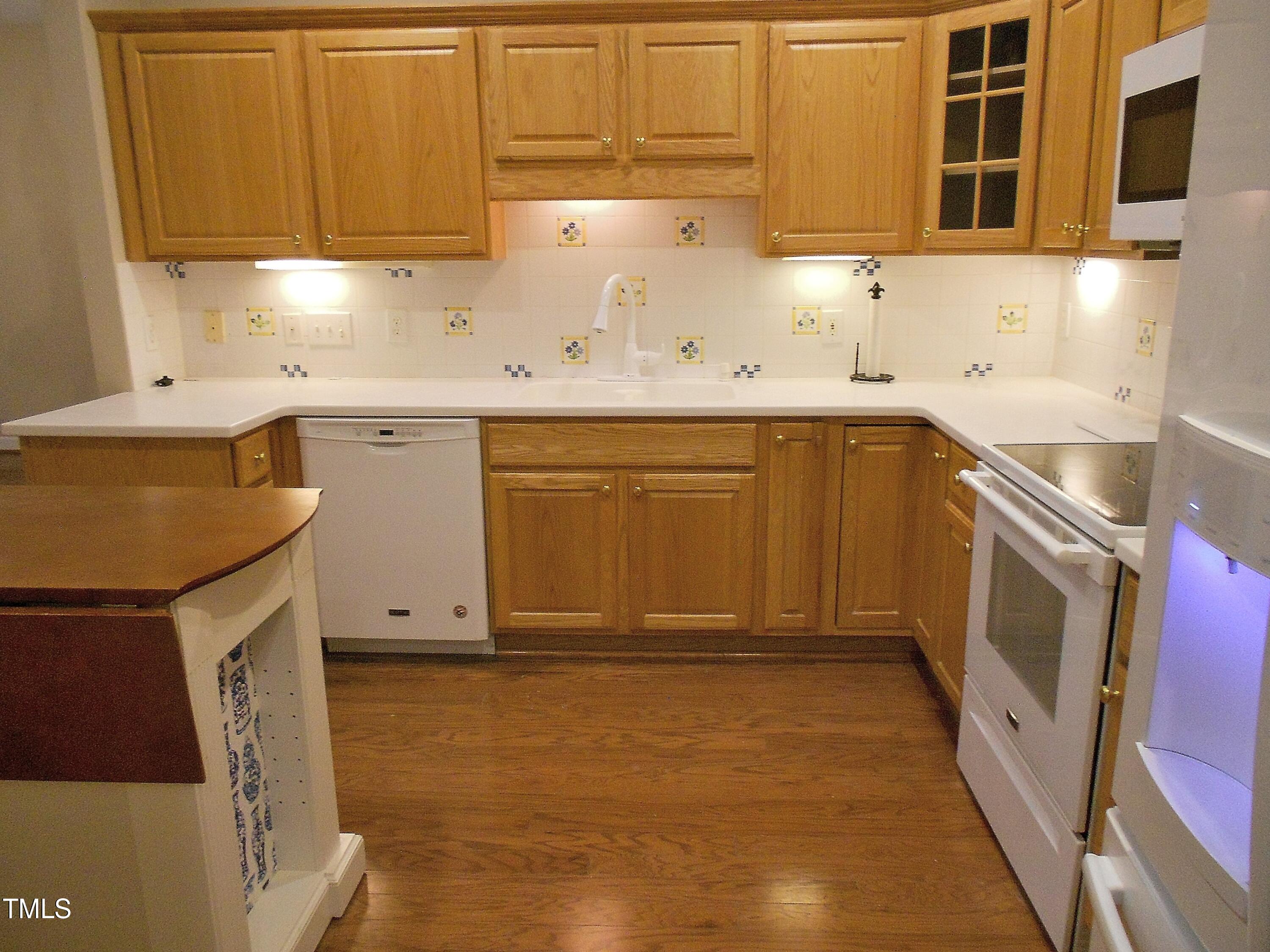 4711 Freys Hill Court