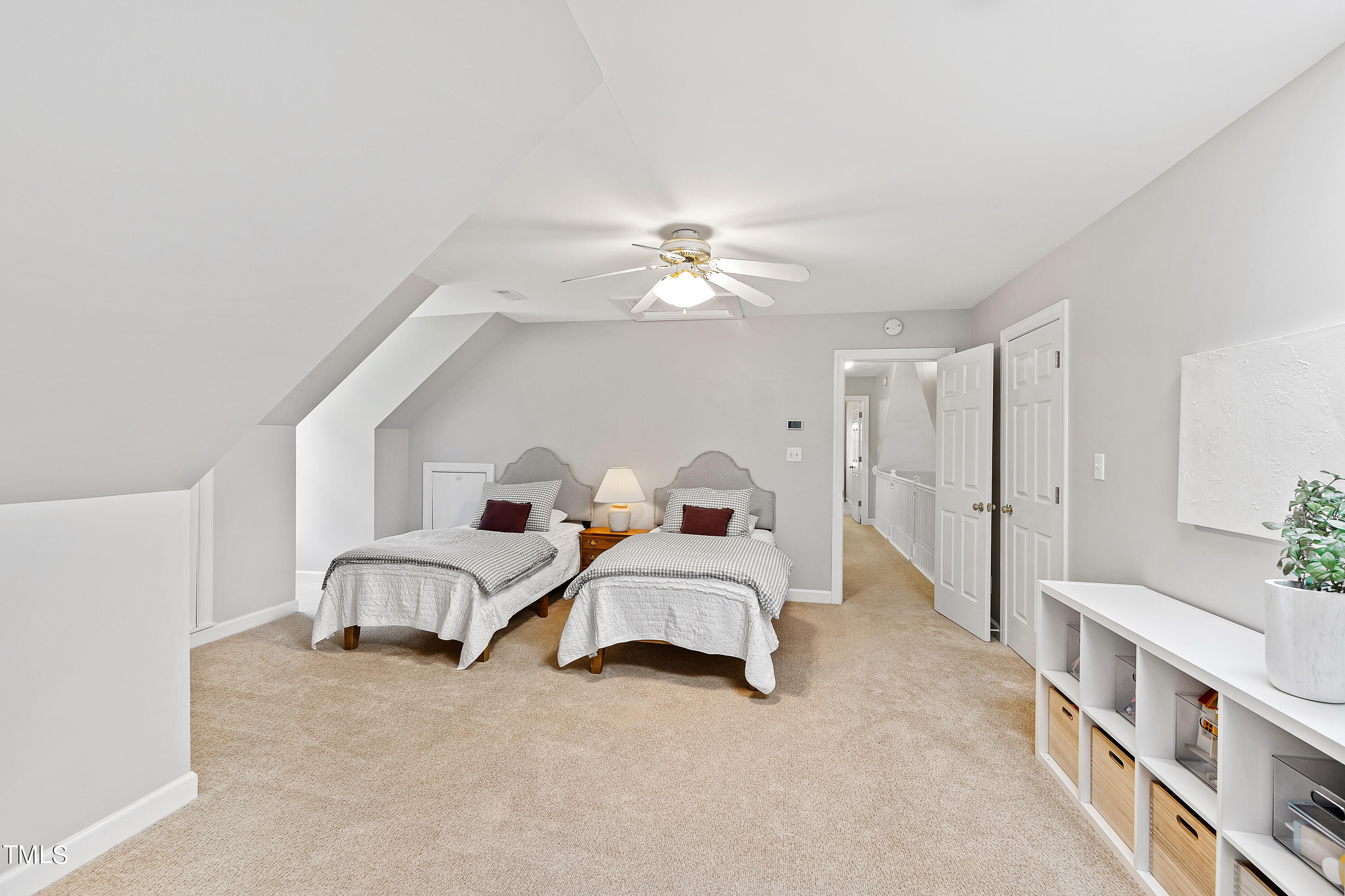 1025 Aquaduct Drive