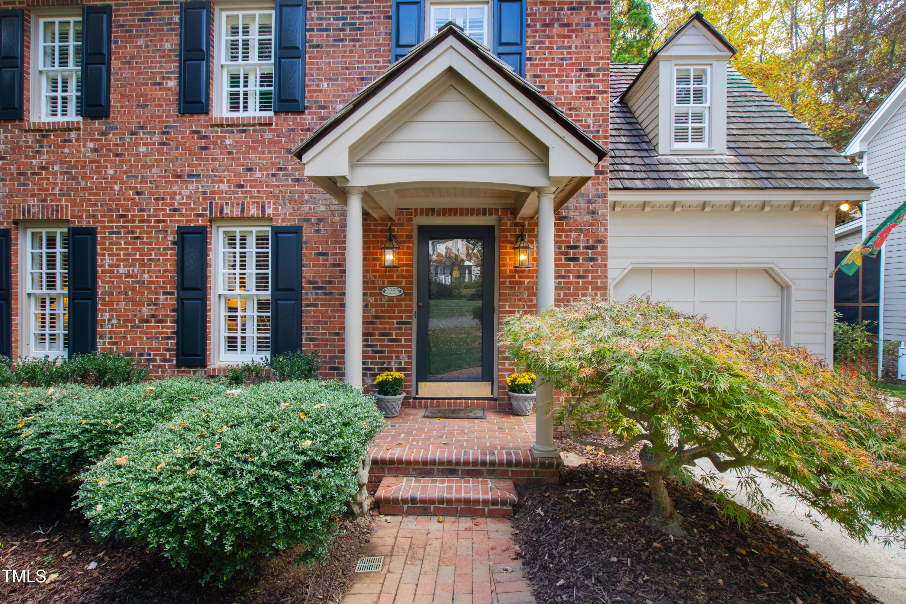 2257 Brisbayne Circle