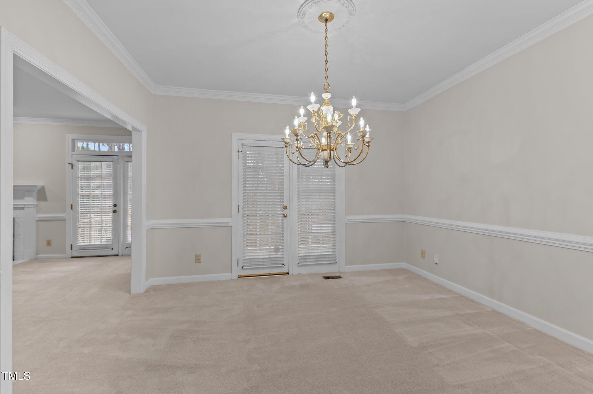 609 Crabbery Lane