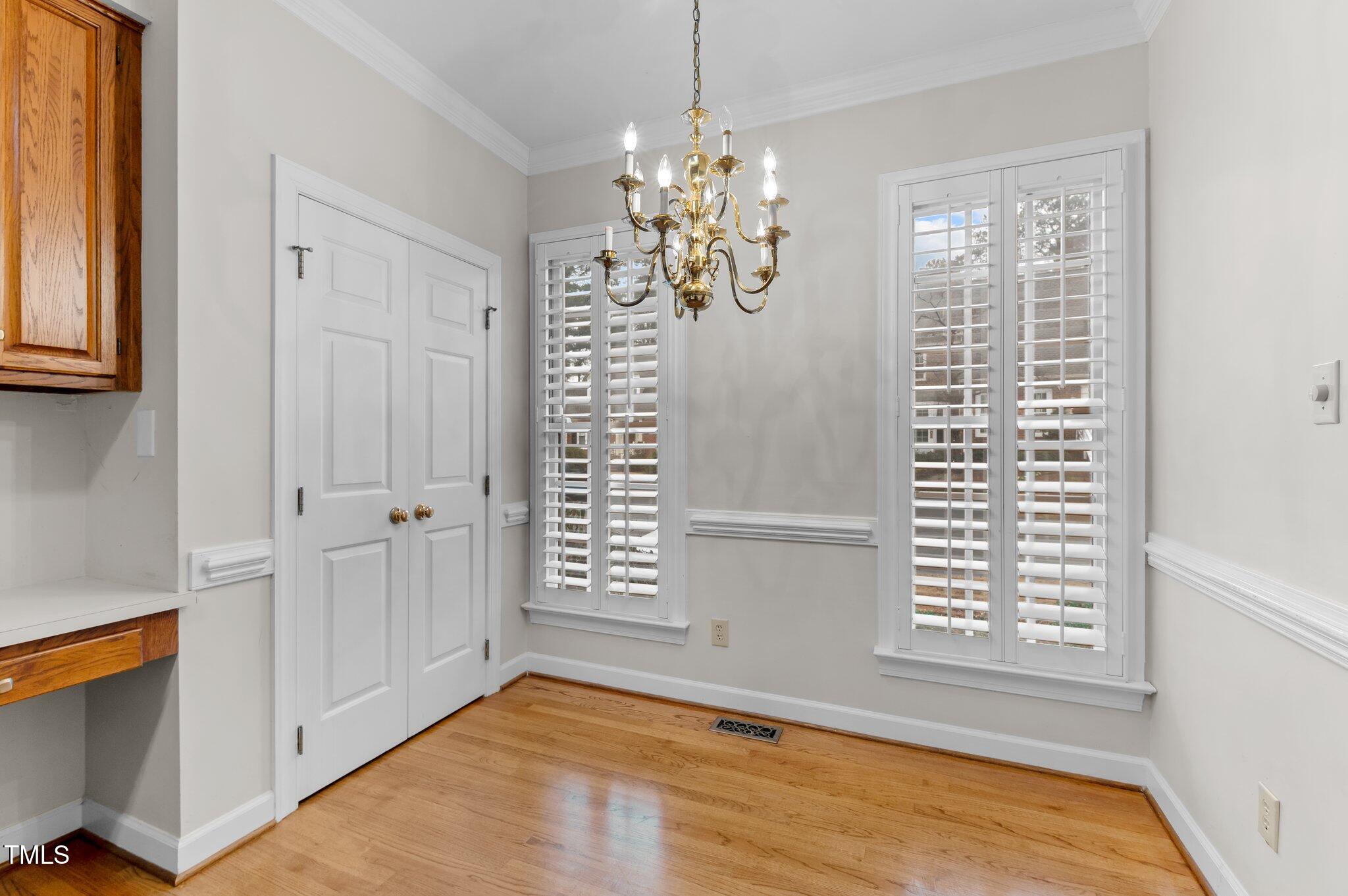 609 Crabbery Lane