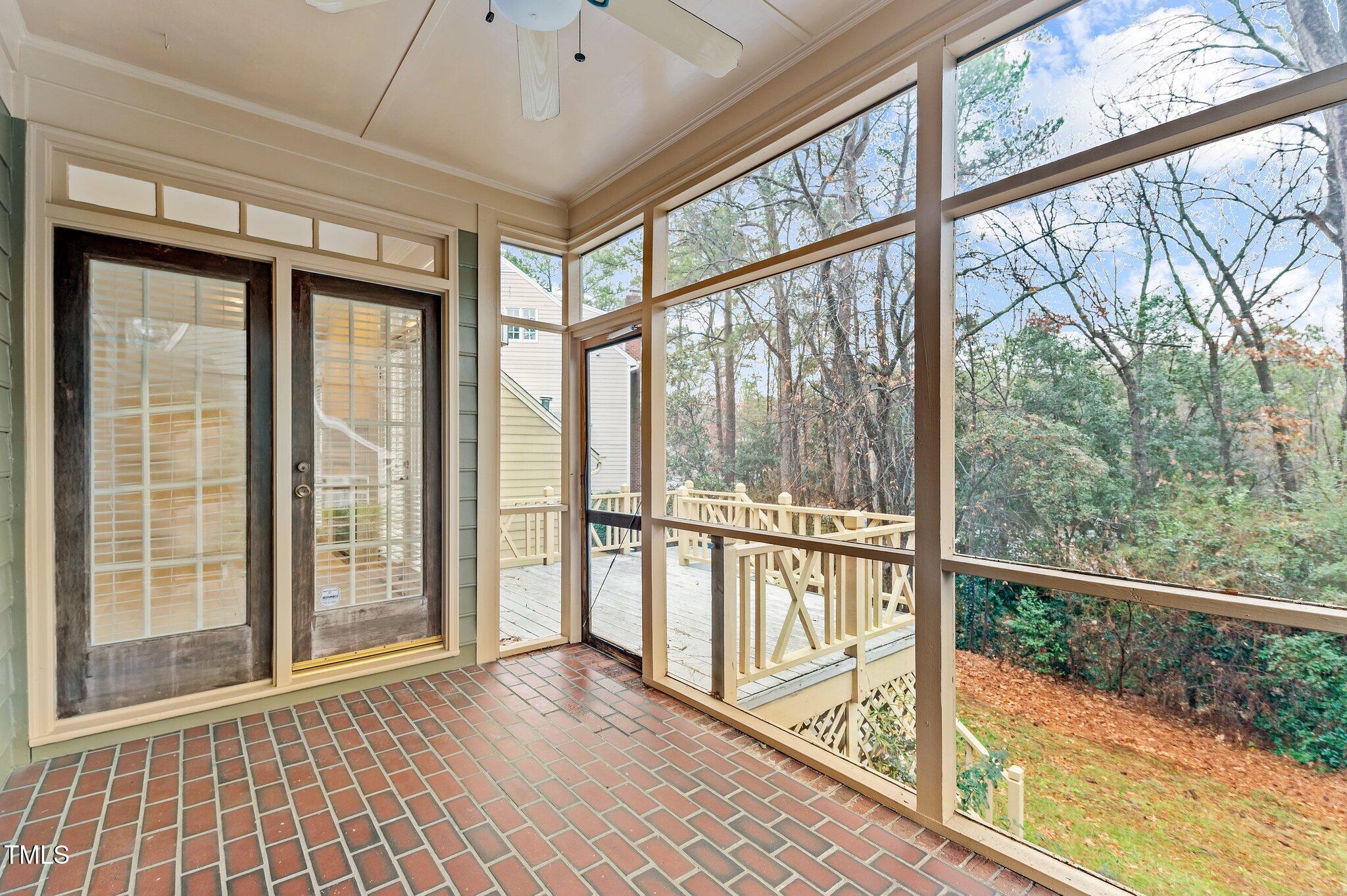 609 Crabbery Lane