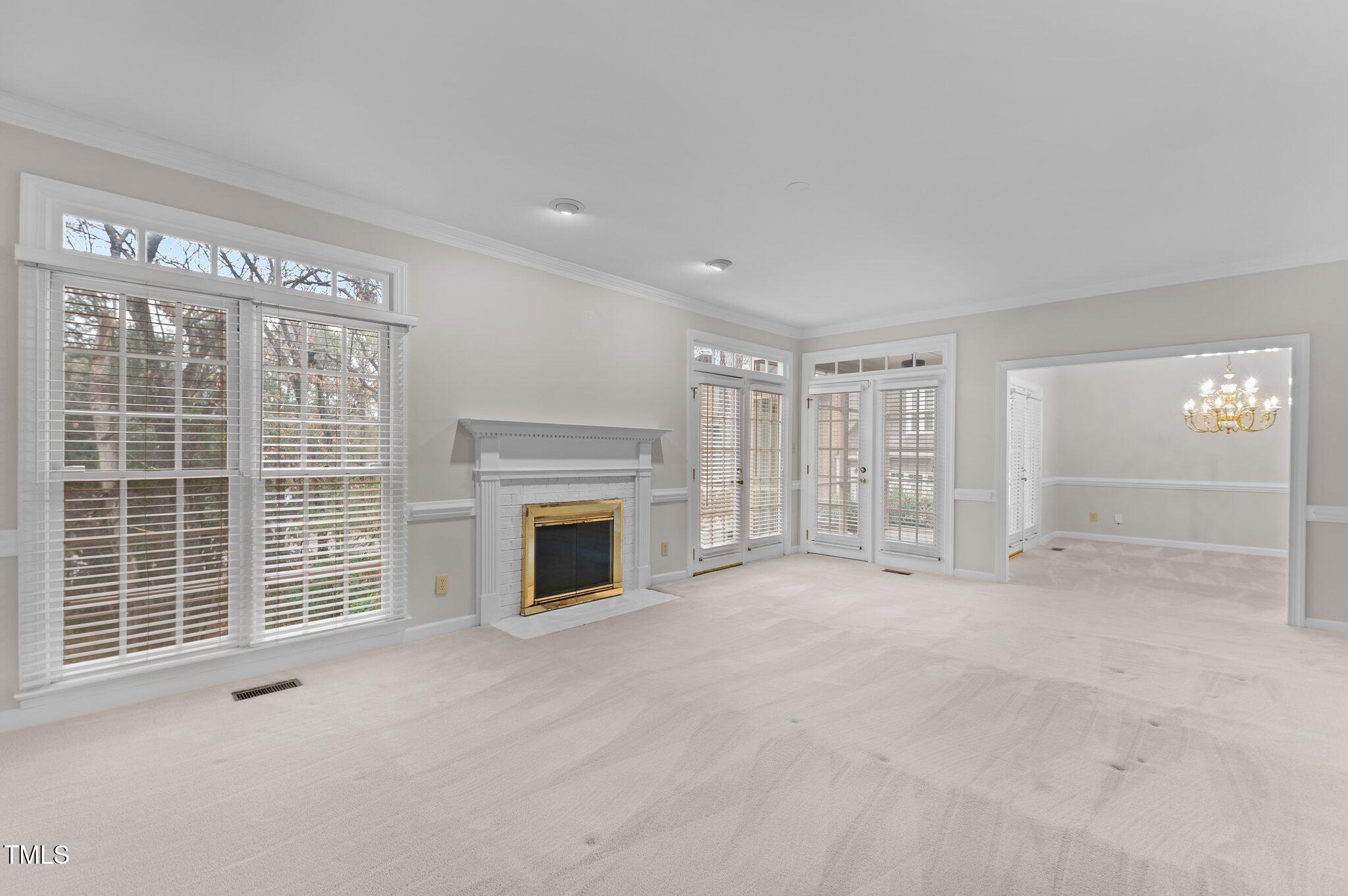 609 Crabbery Lane