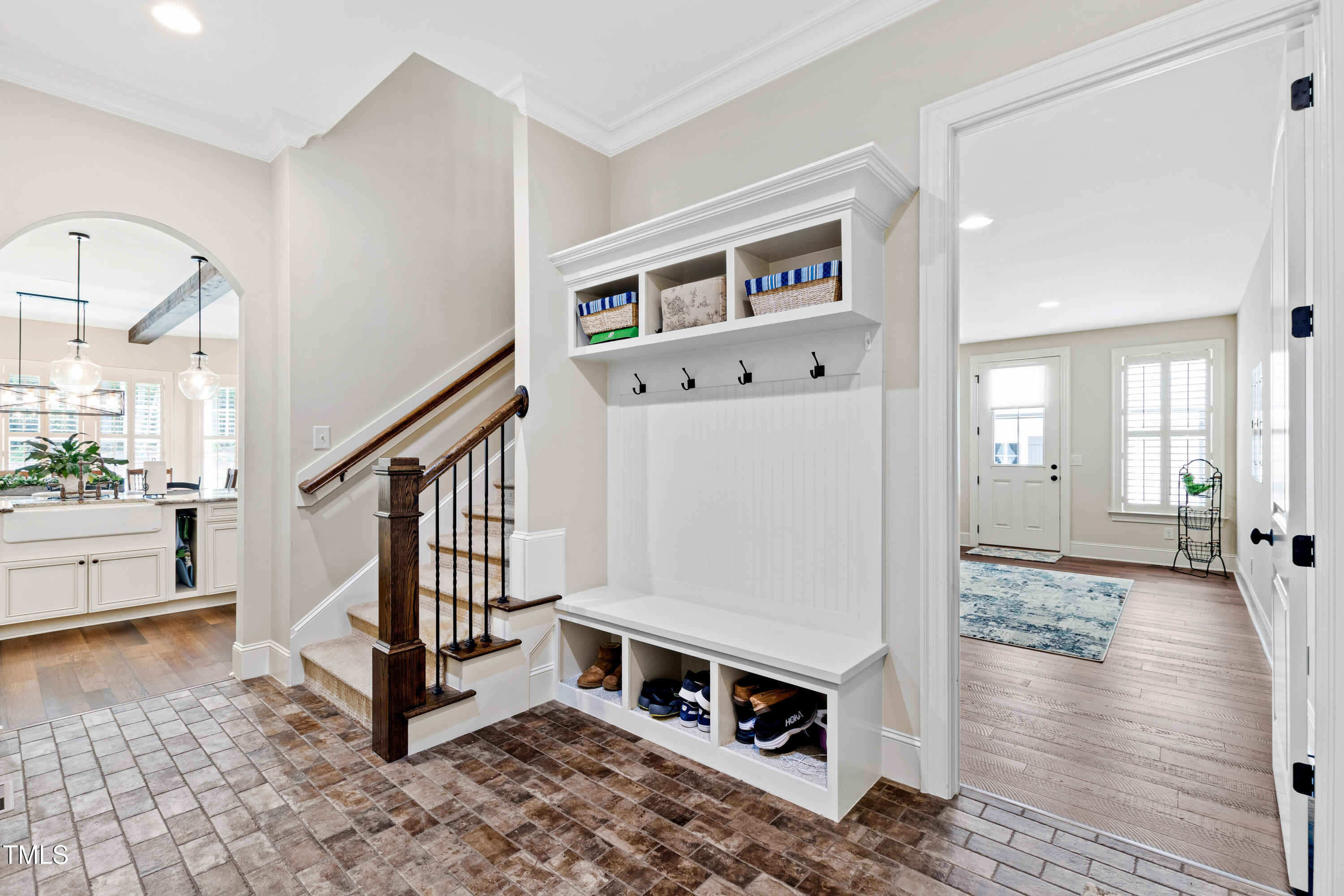 1009 Northshore Drive