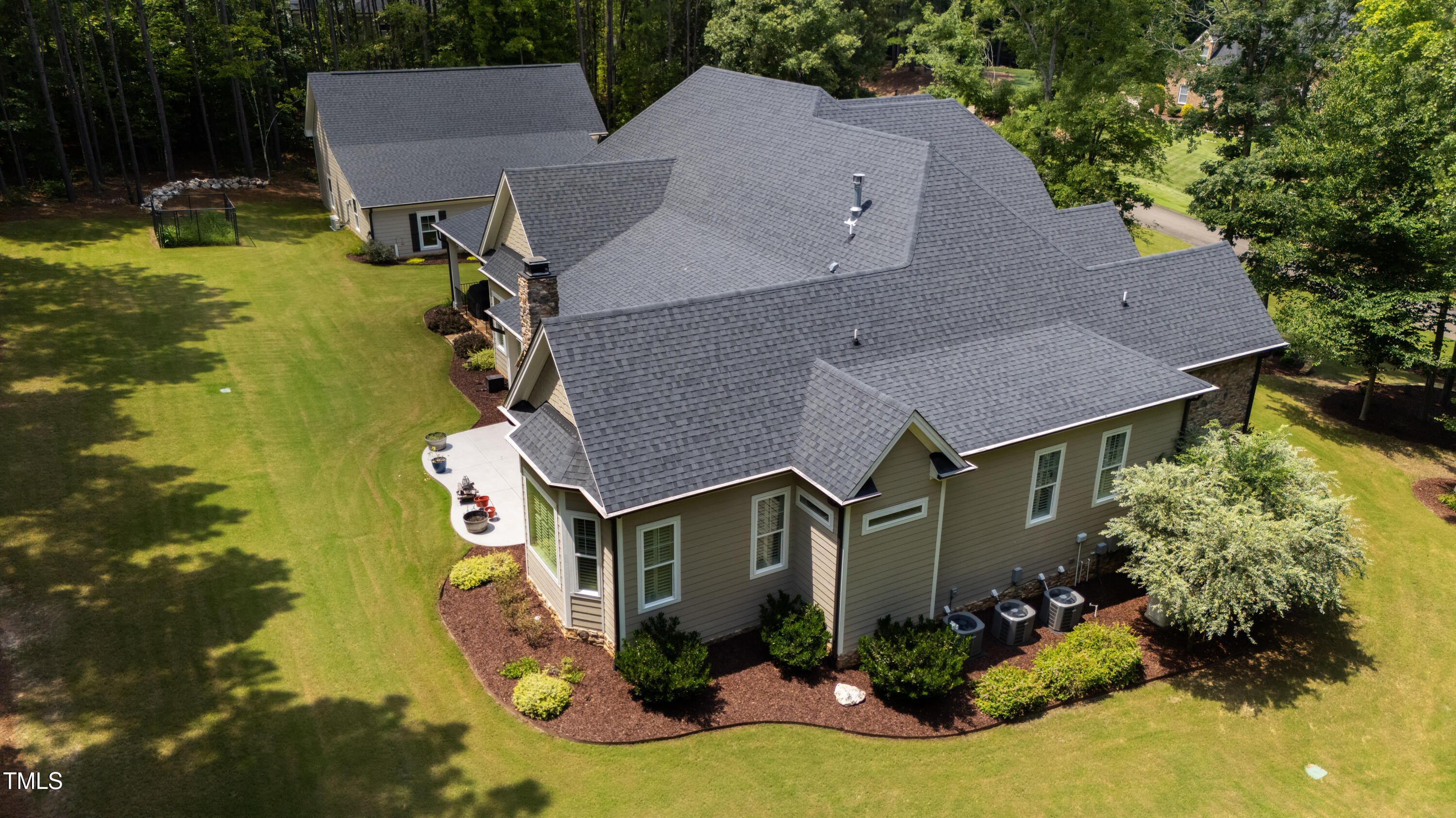 1009 Northshore Drive