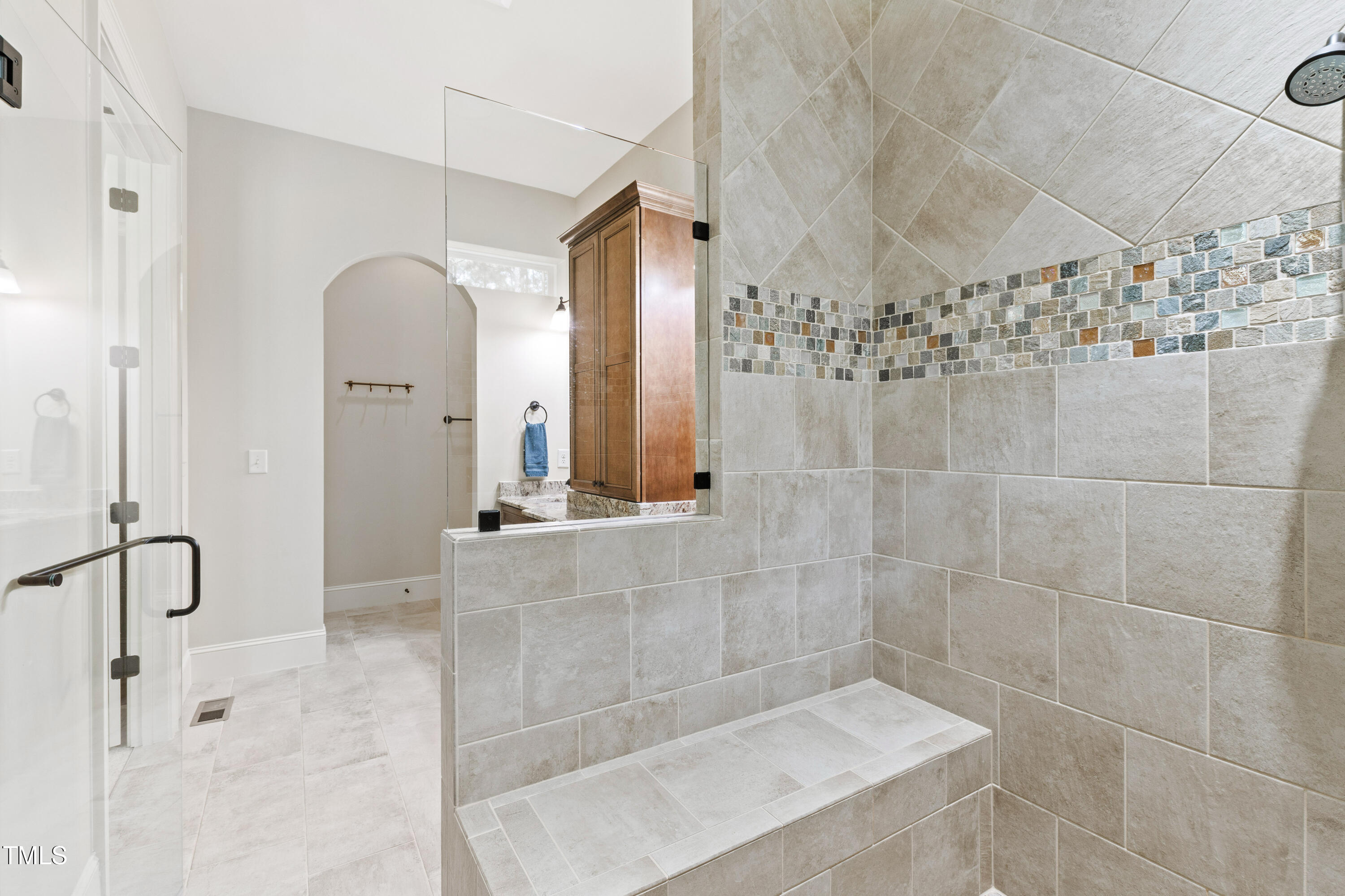 1009 Northshore Drive