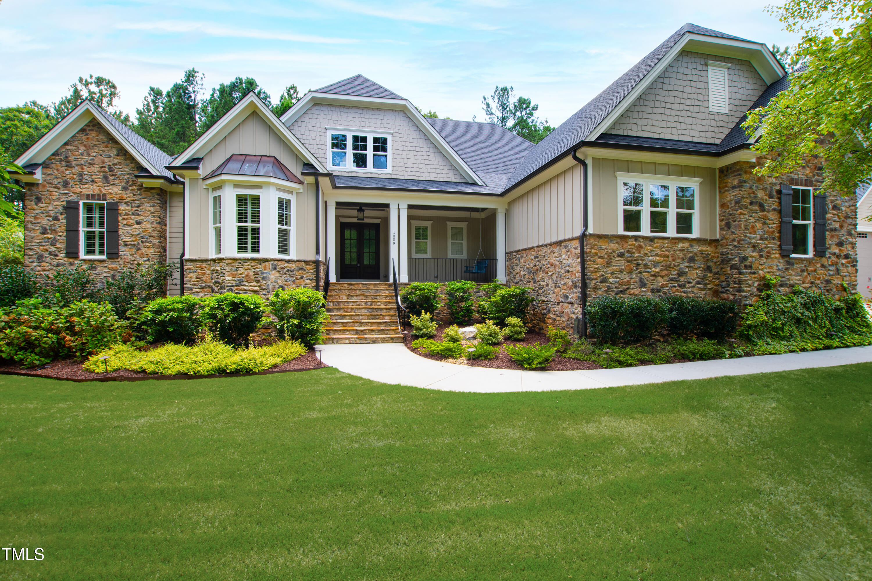 1009 Northshore Drive