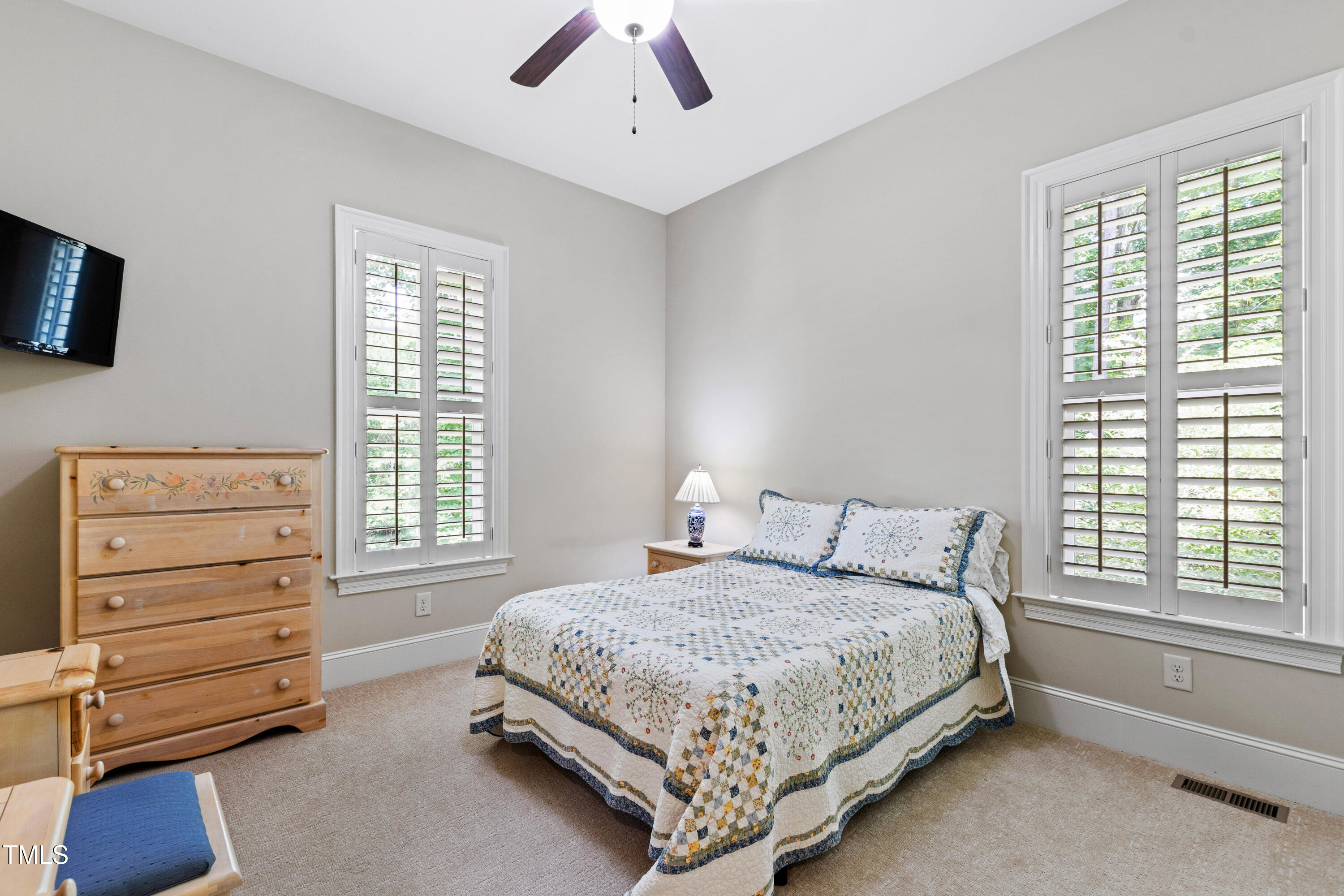 1009 Northshore Drive