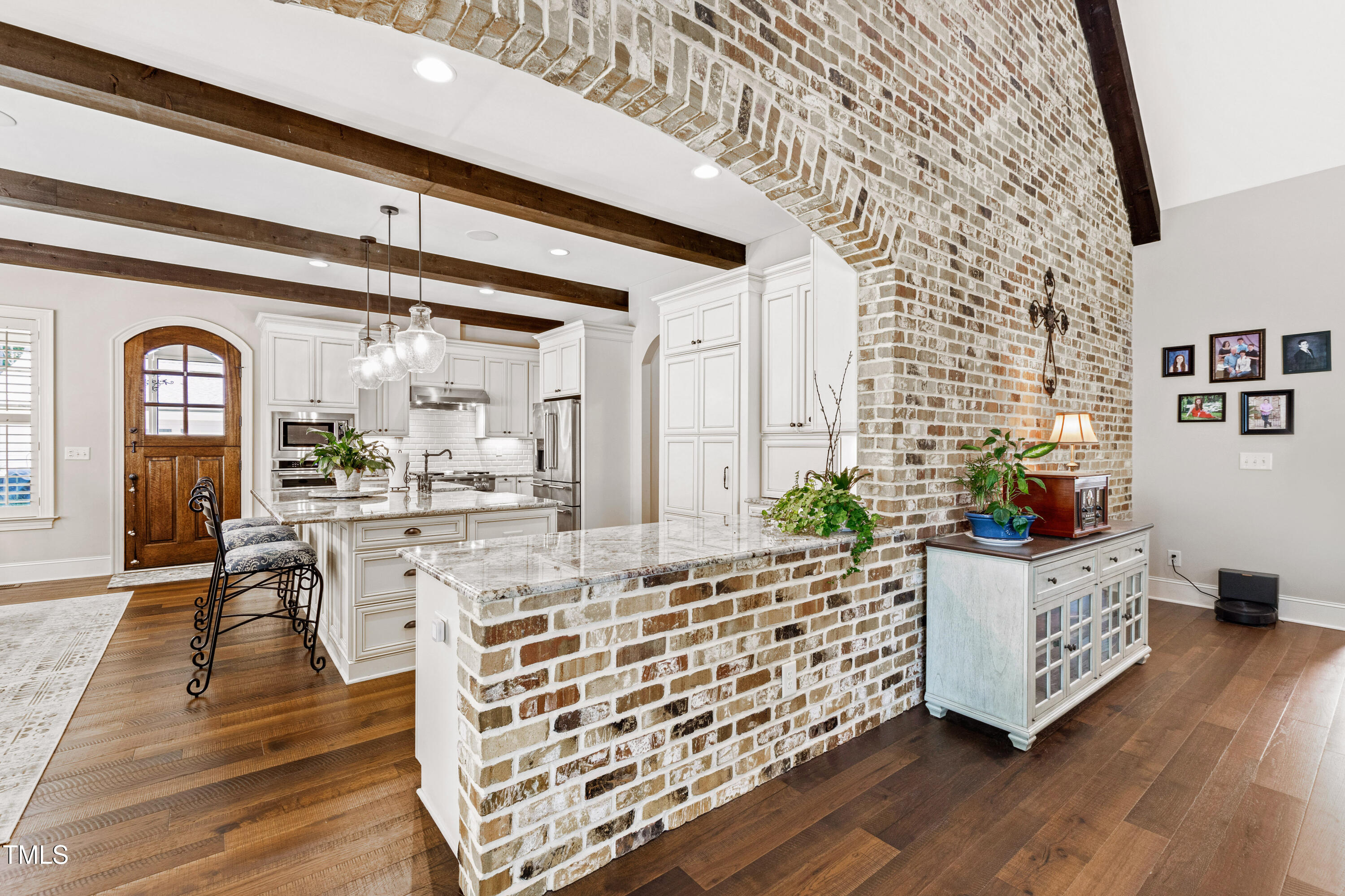 1009 Northshore Drive