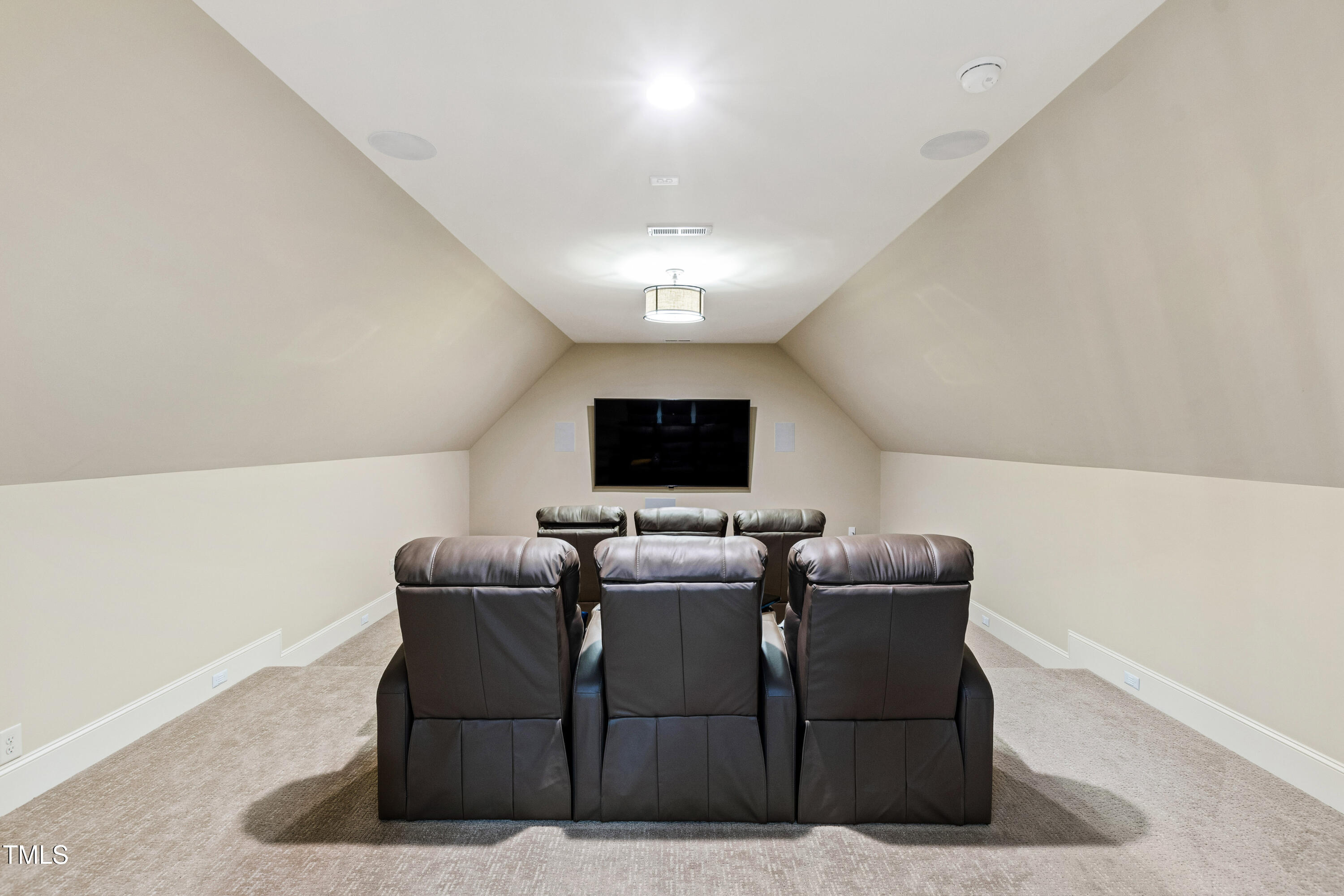 1009 Northshore Drive