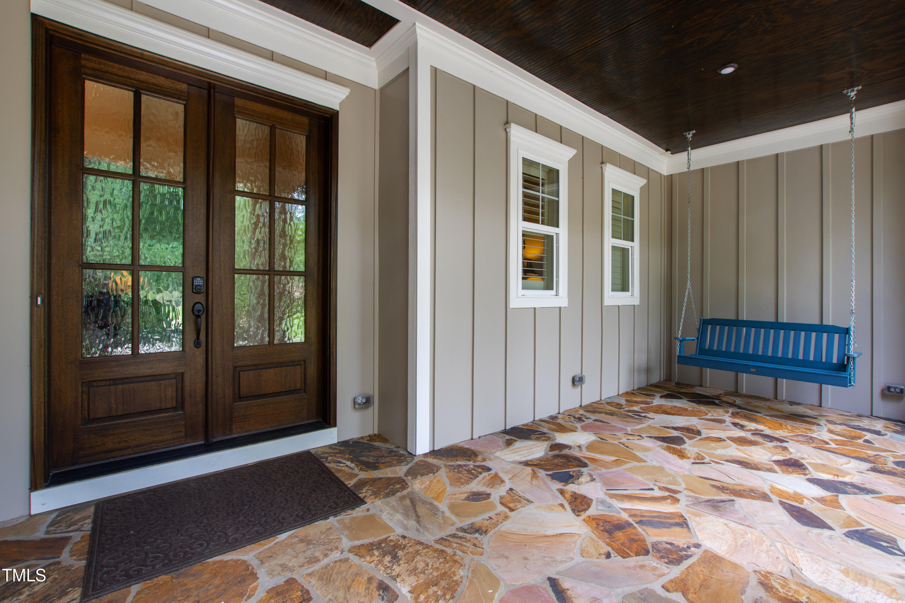 1009 Northshore Drive