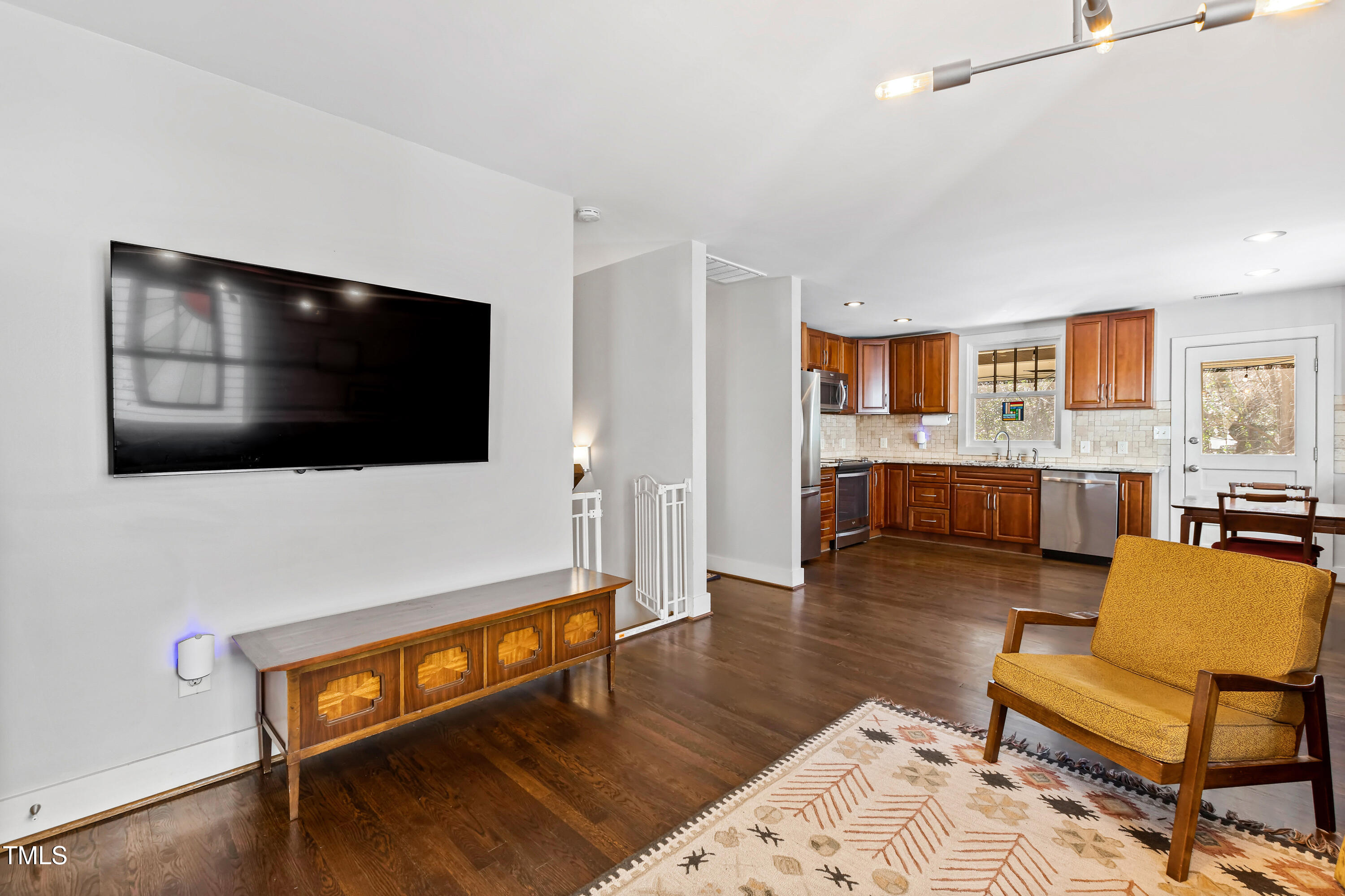 717 Dorothea Drive