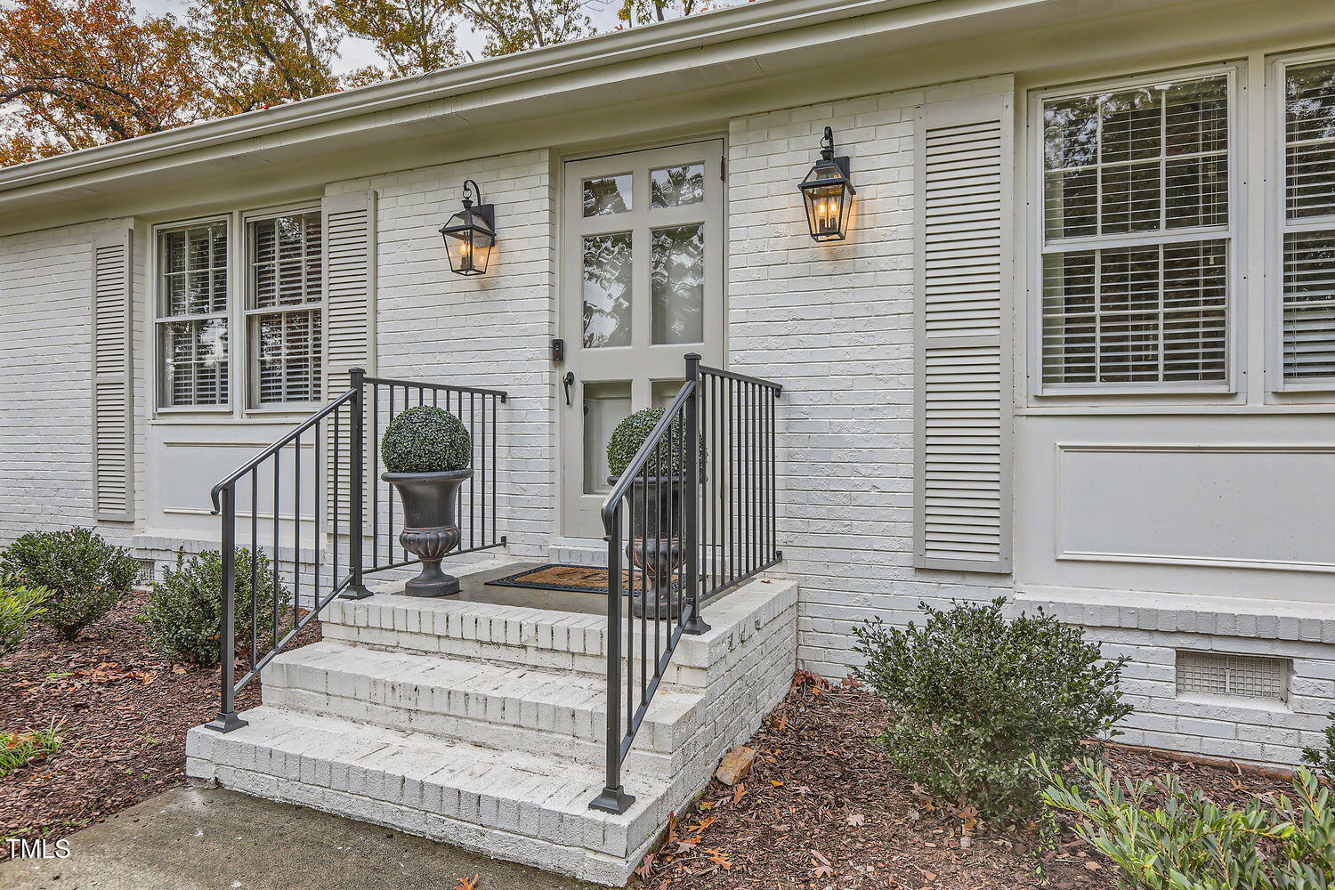 212 Sampson Street