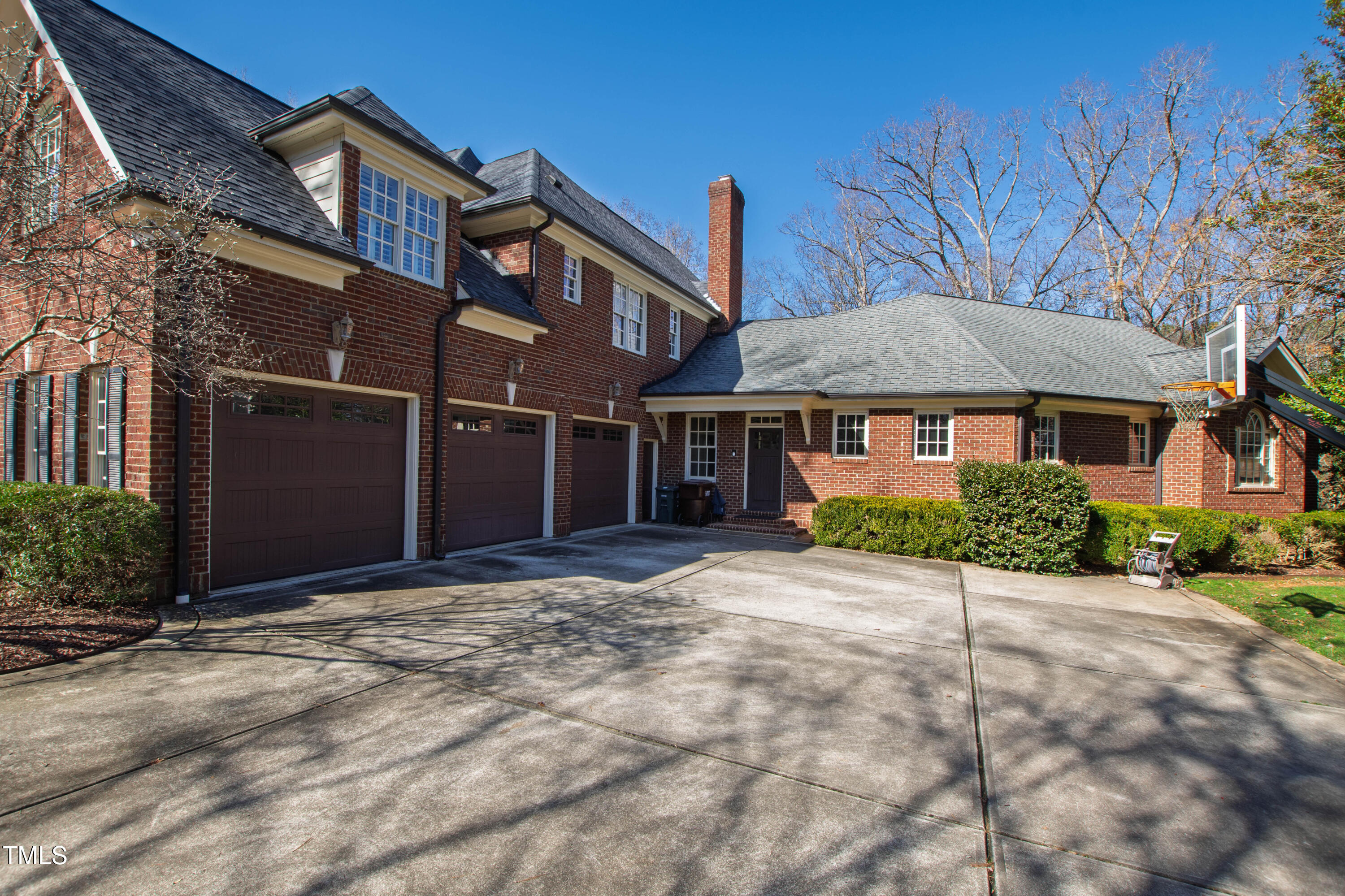 6532 Wakefalls Drive