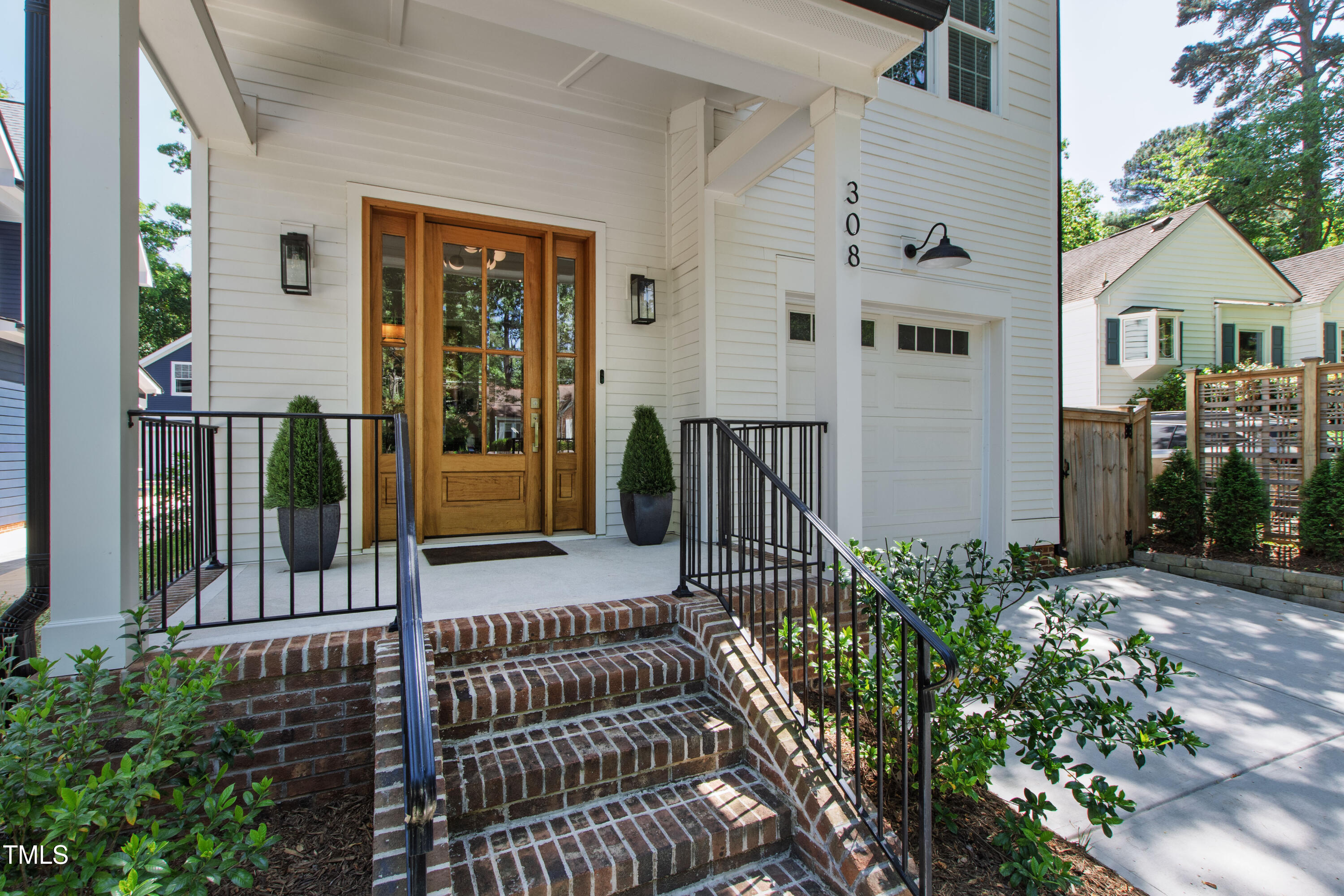 308 Furches Street