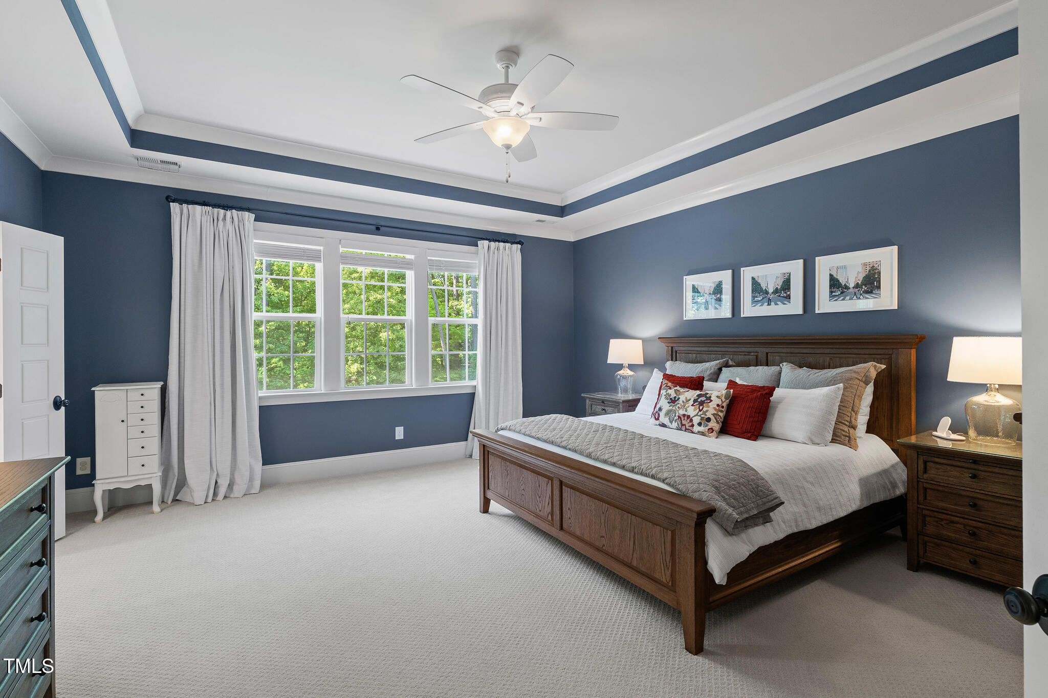 2993 Club Drive