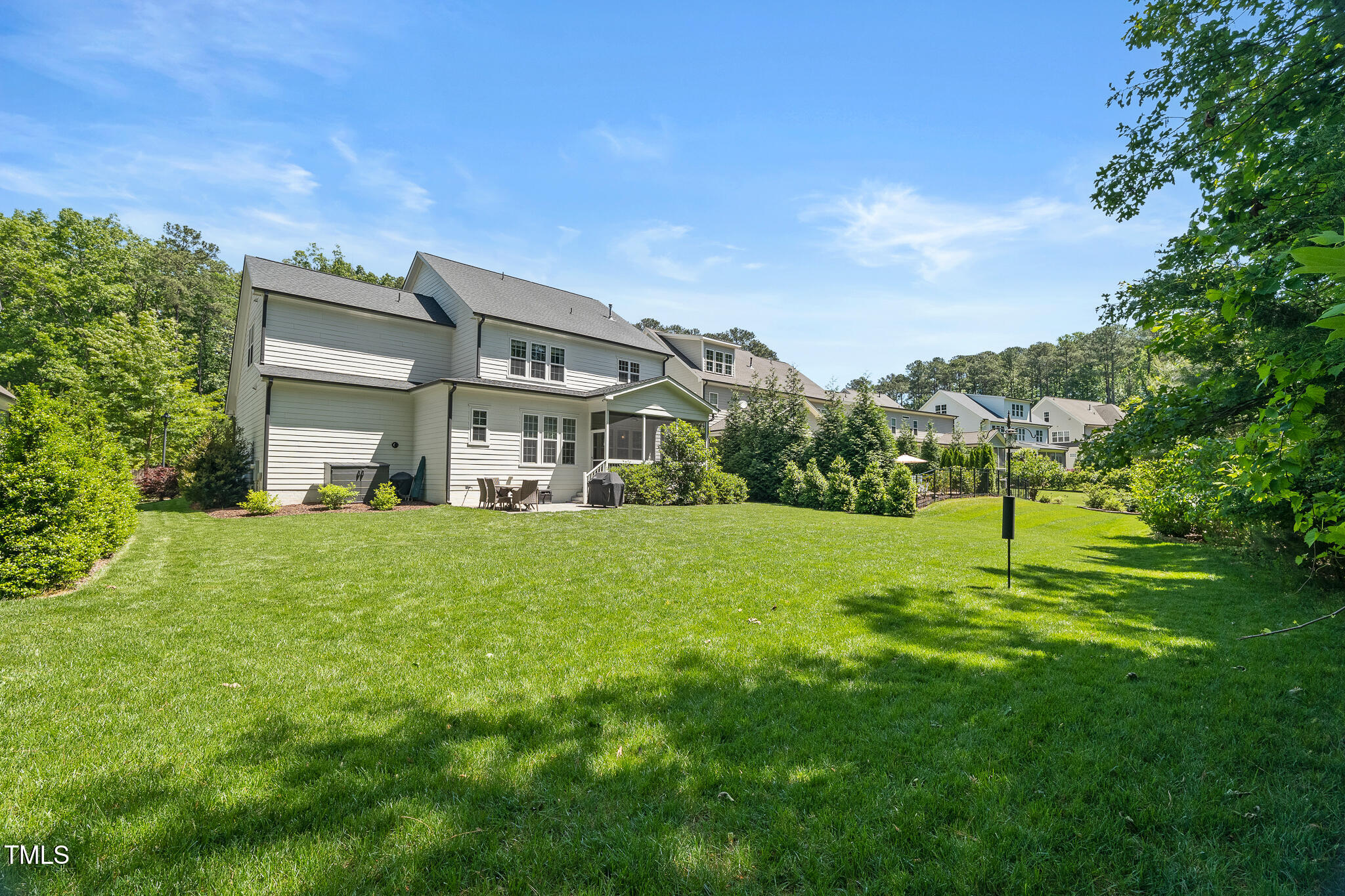 2993 Club Drive