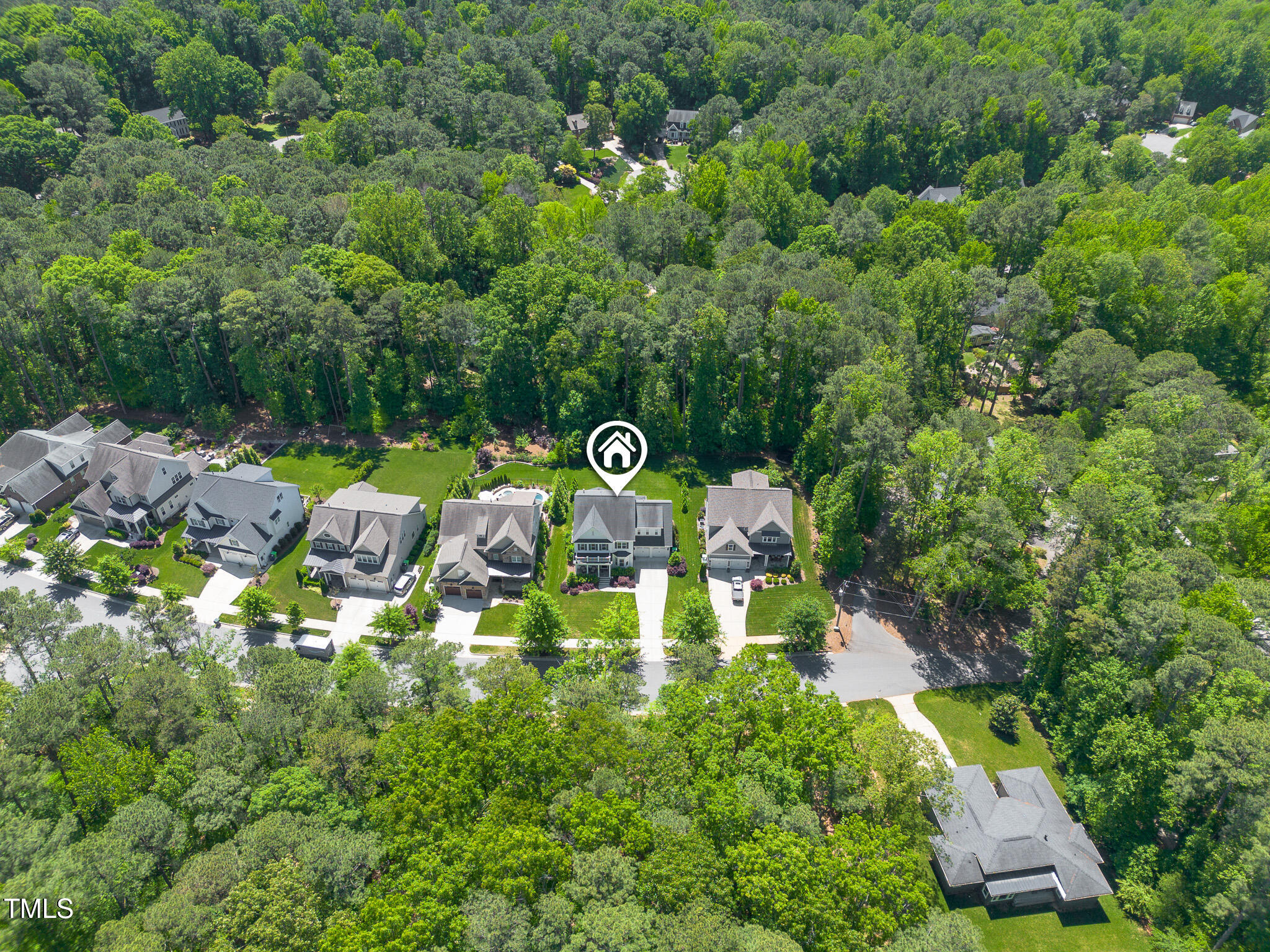 2993 Club Drive