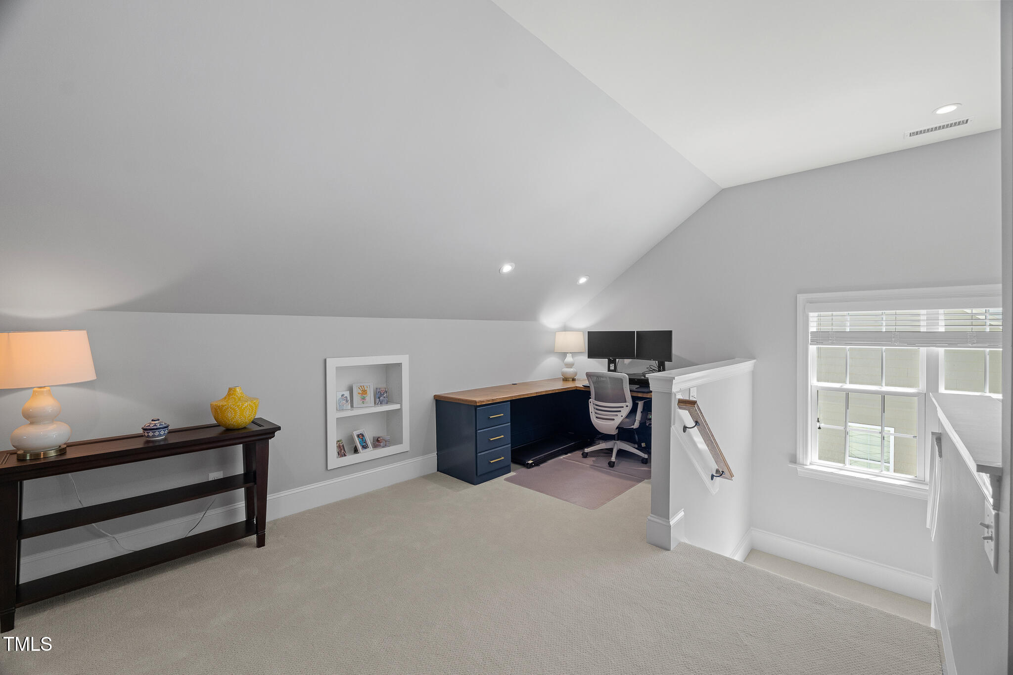 2993 Club Drive