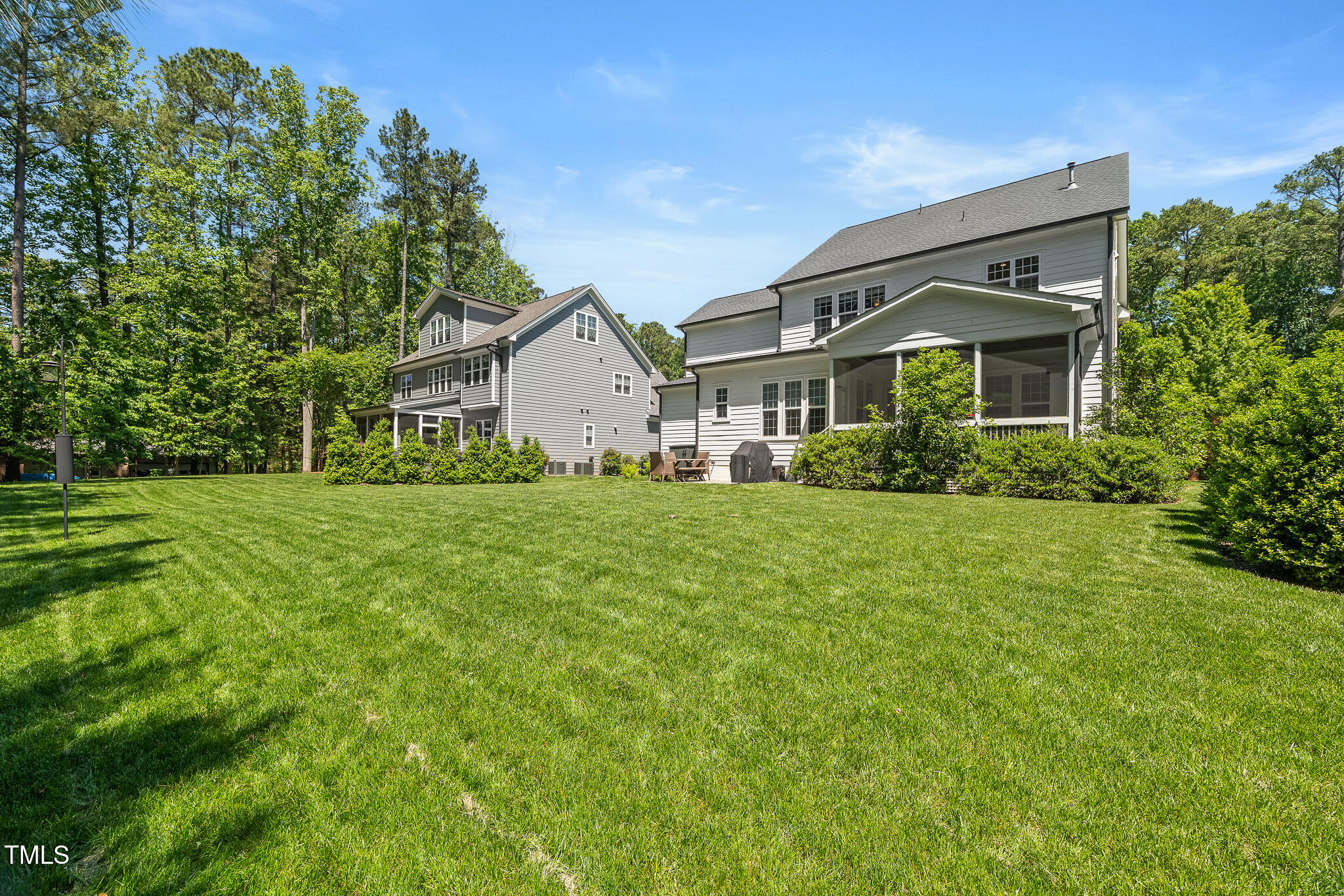 2993 Club Drive