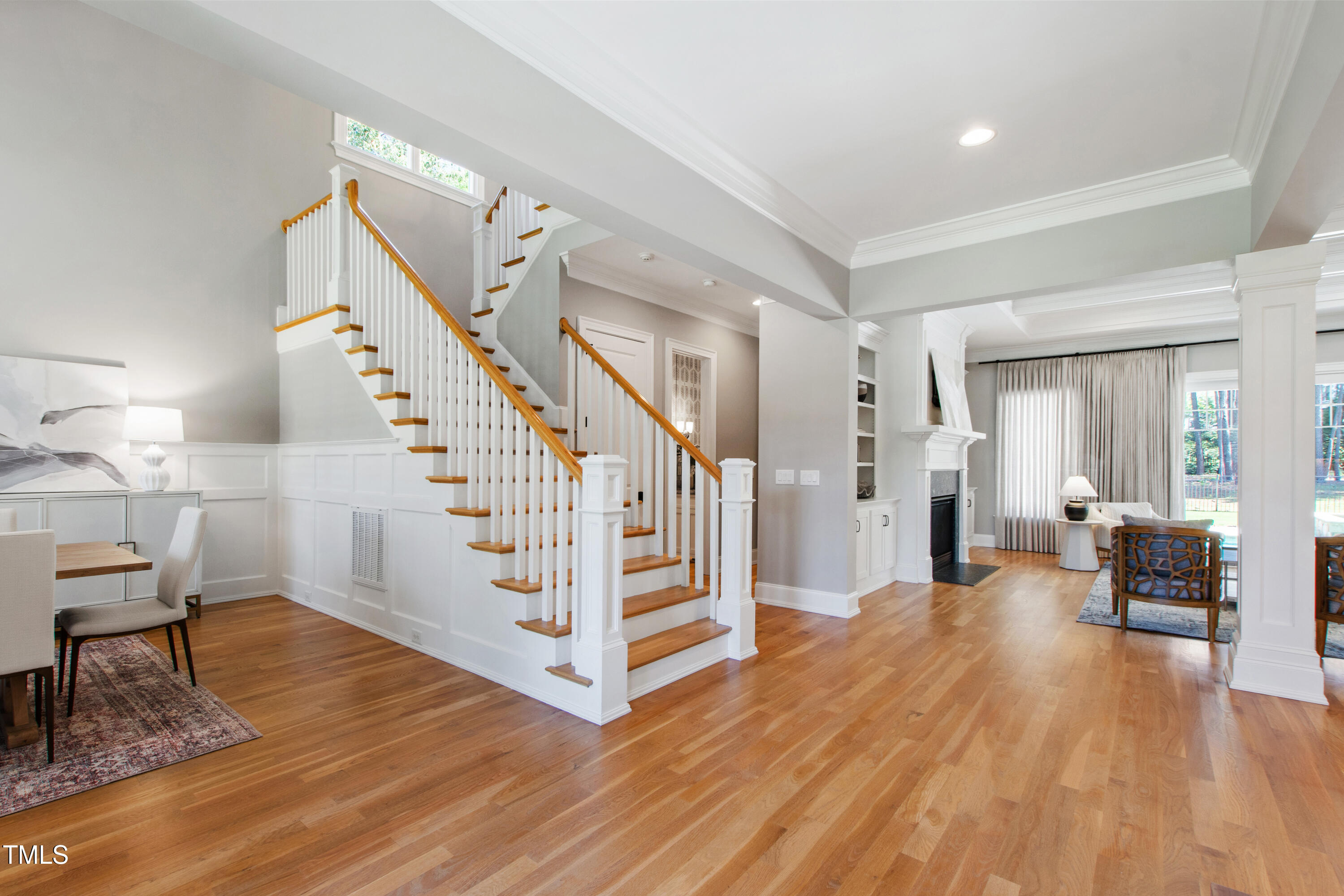 6 Castlewood Drive