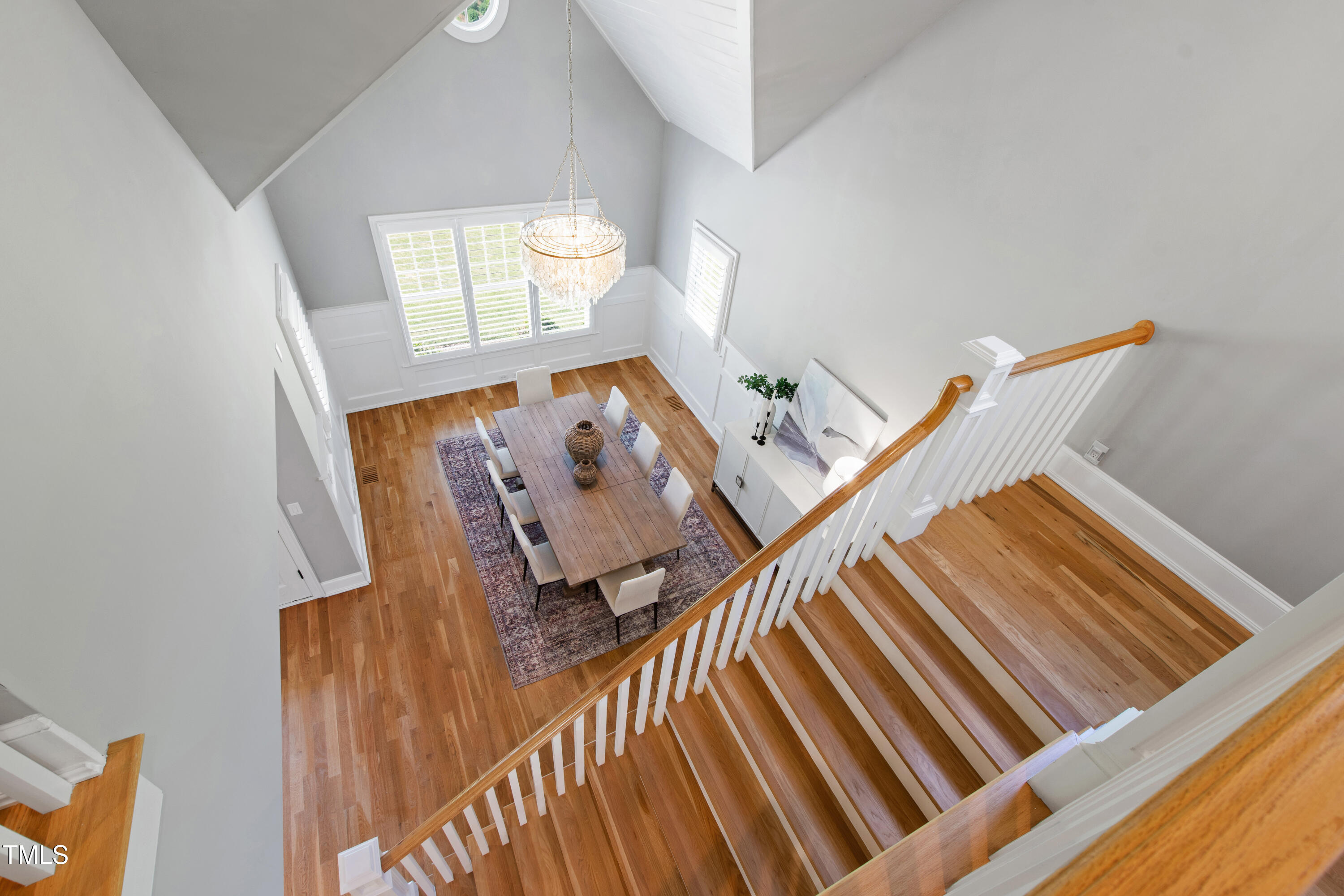 6 Castlewood Drive