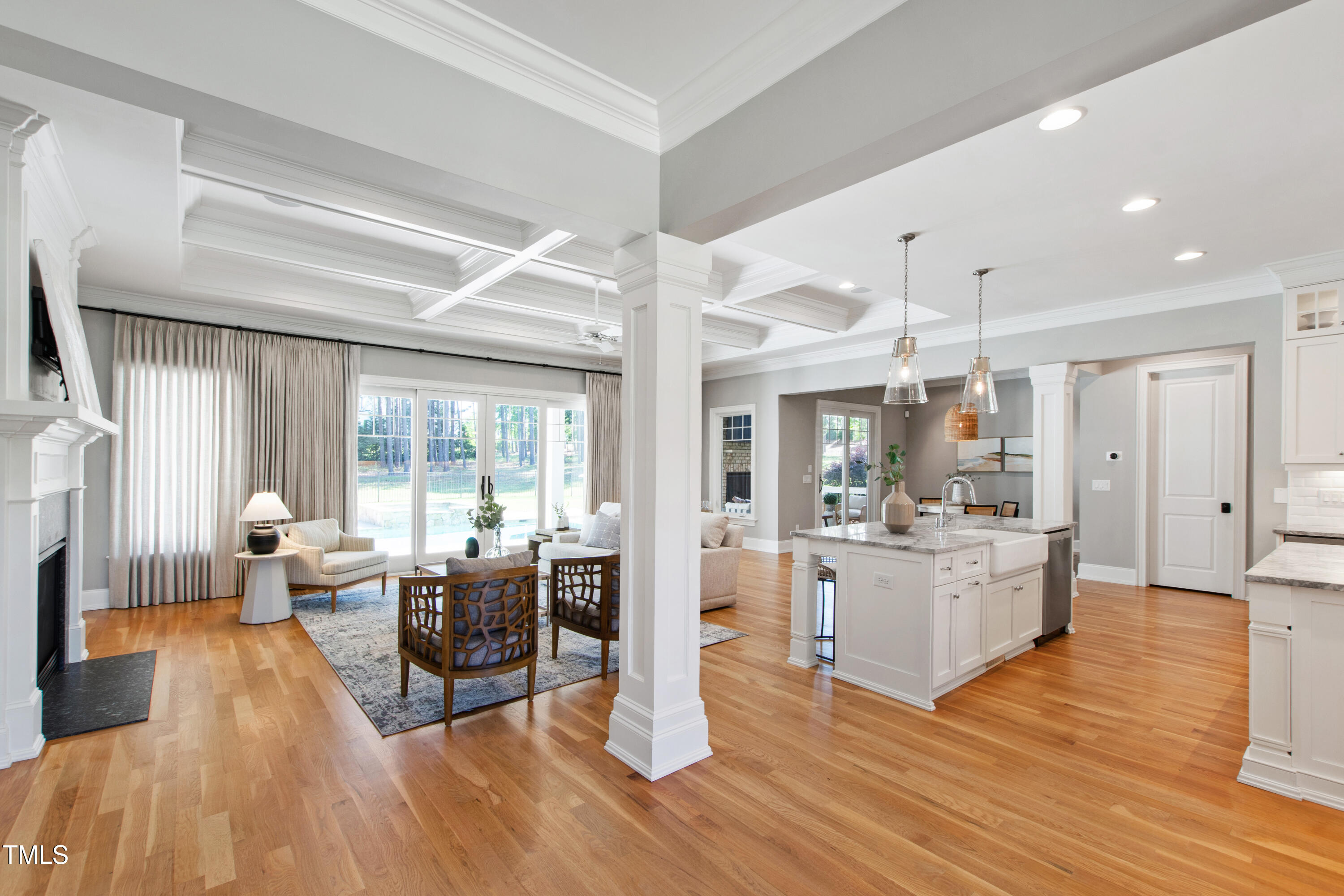 6 Castlewood Drive