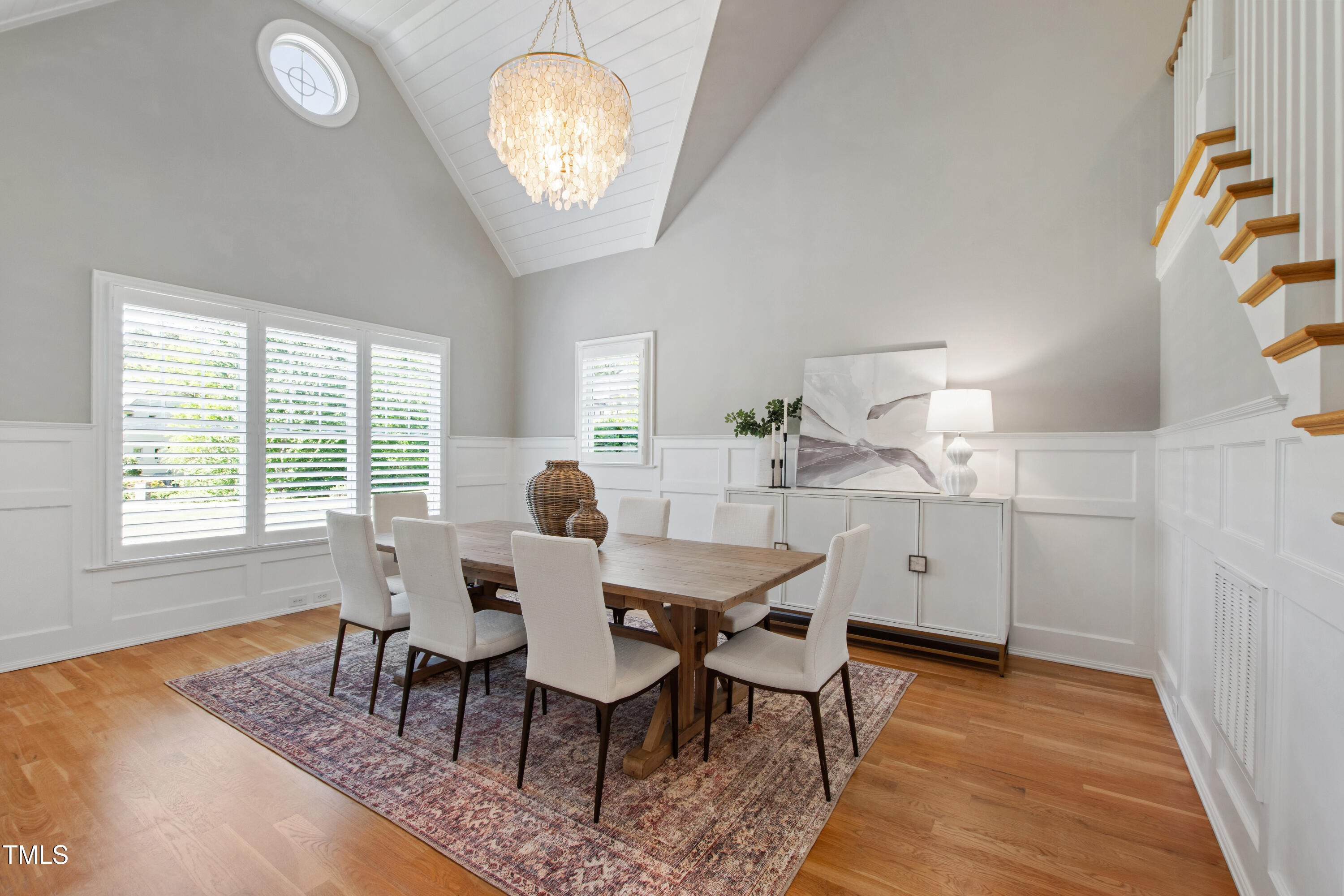 6 Castlewood Drive