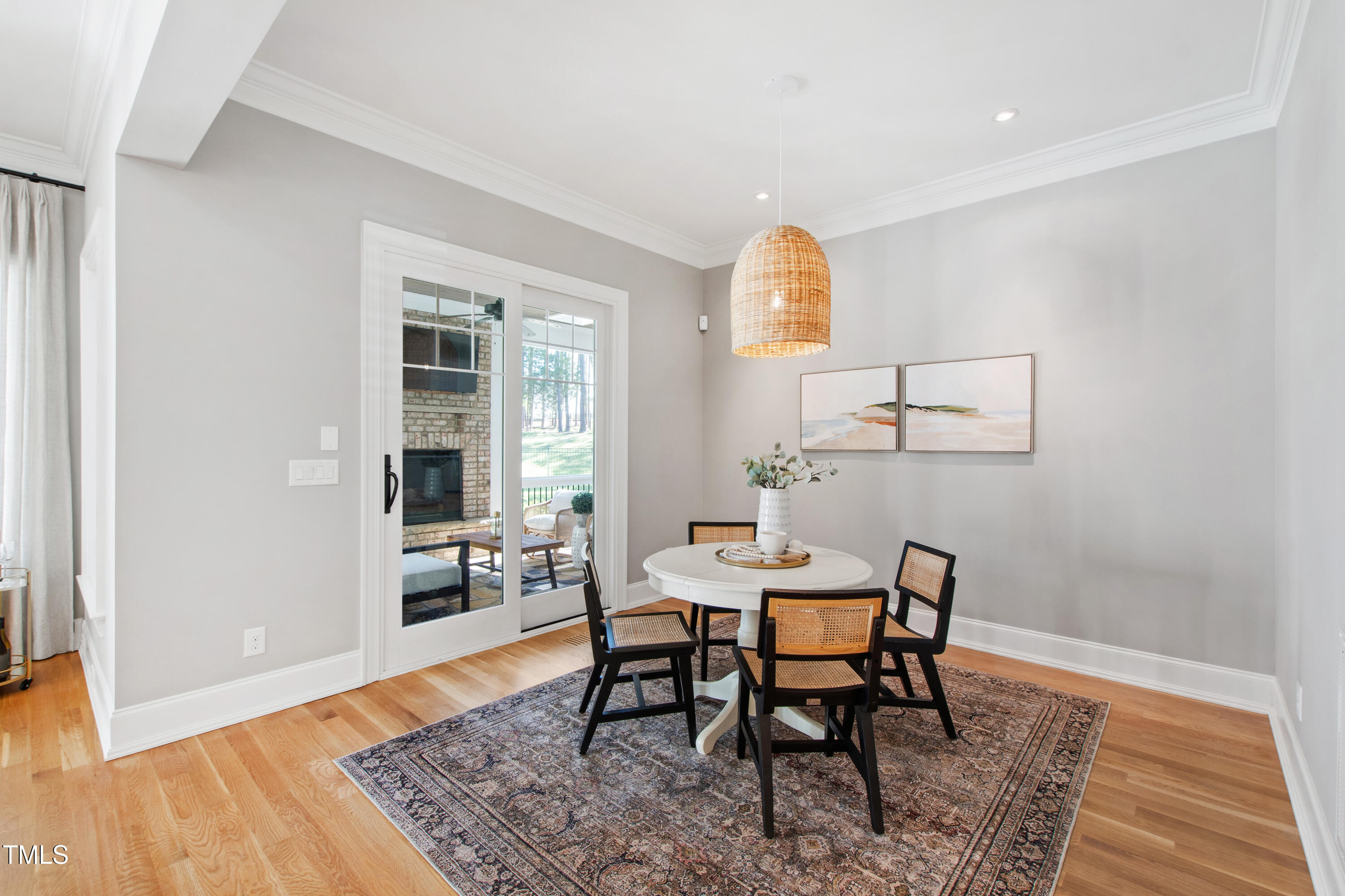 6 Castlewood Drive