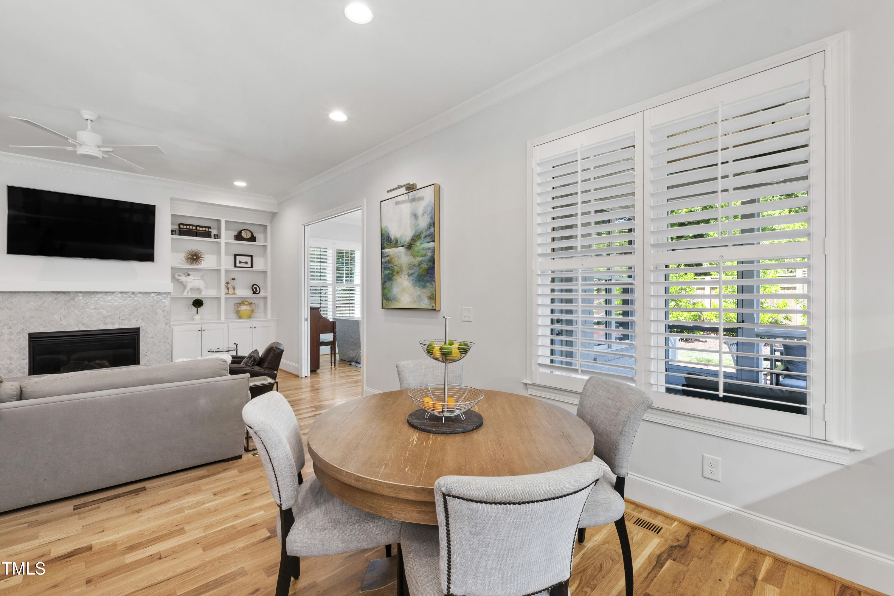 911 Canterbury Road