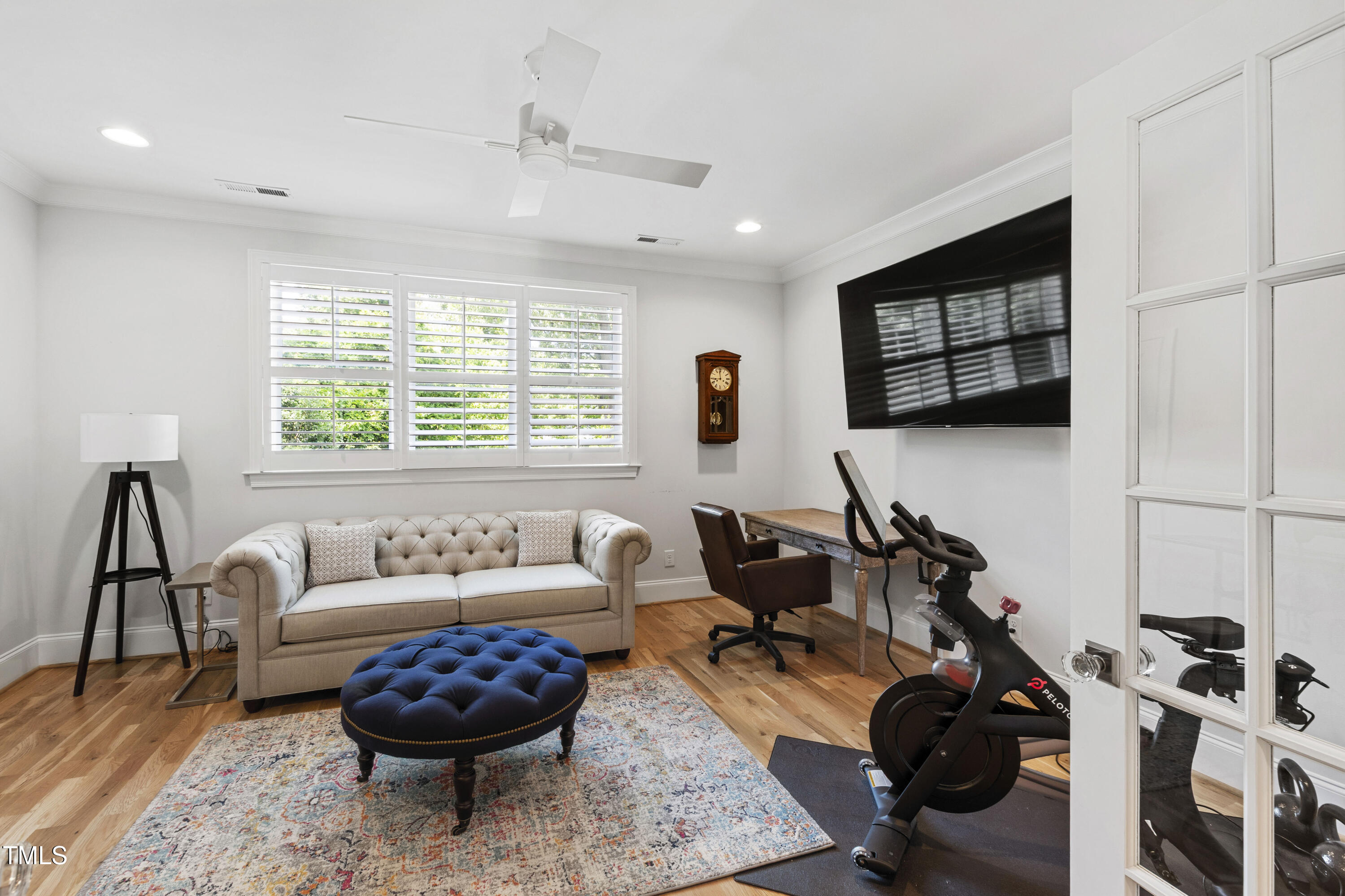 911 Canterbury Road