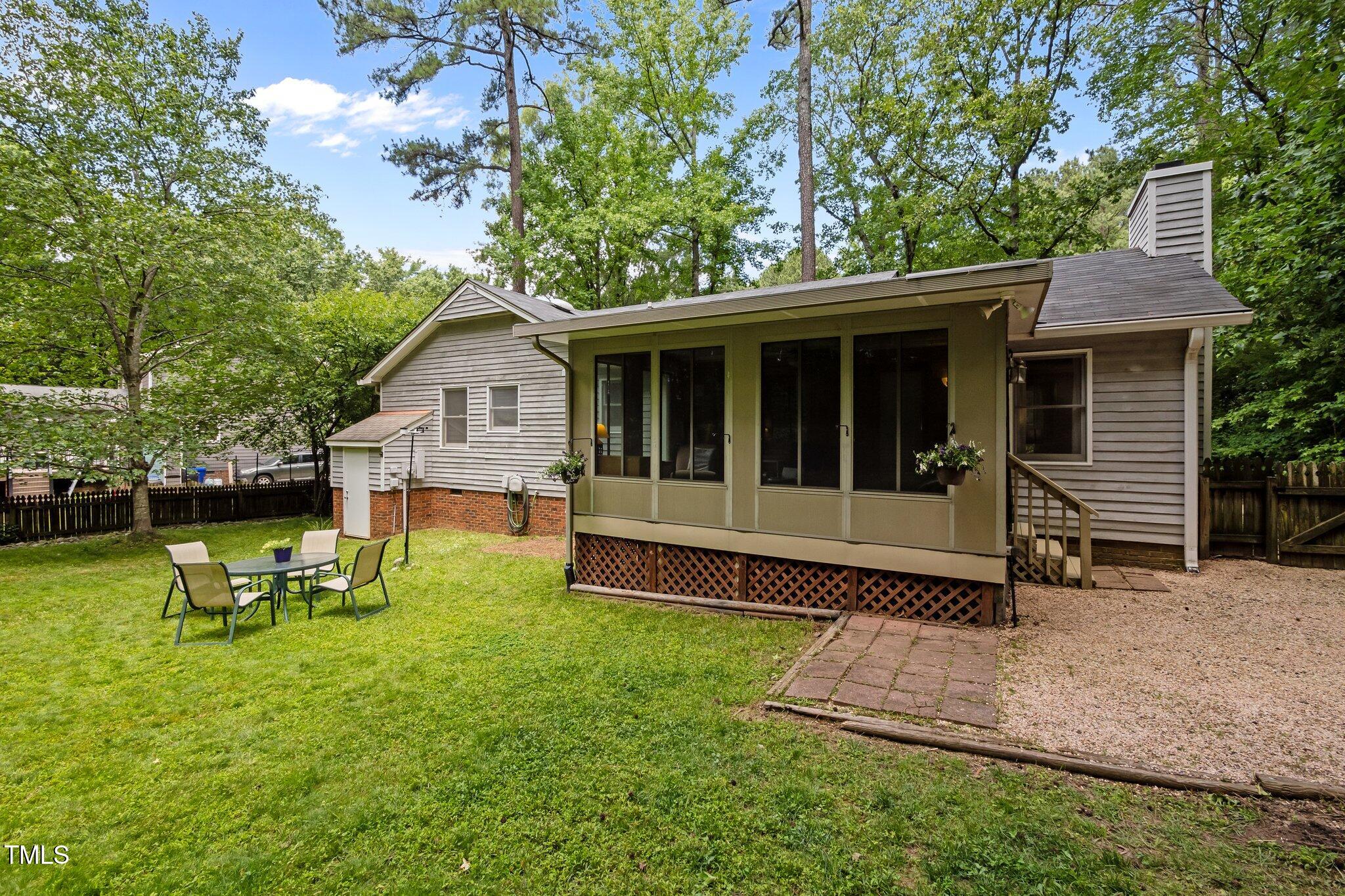 3007 Appling Way