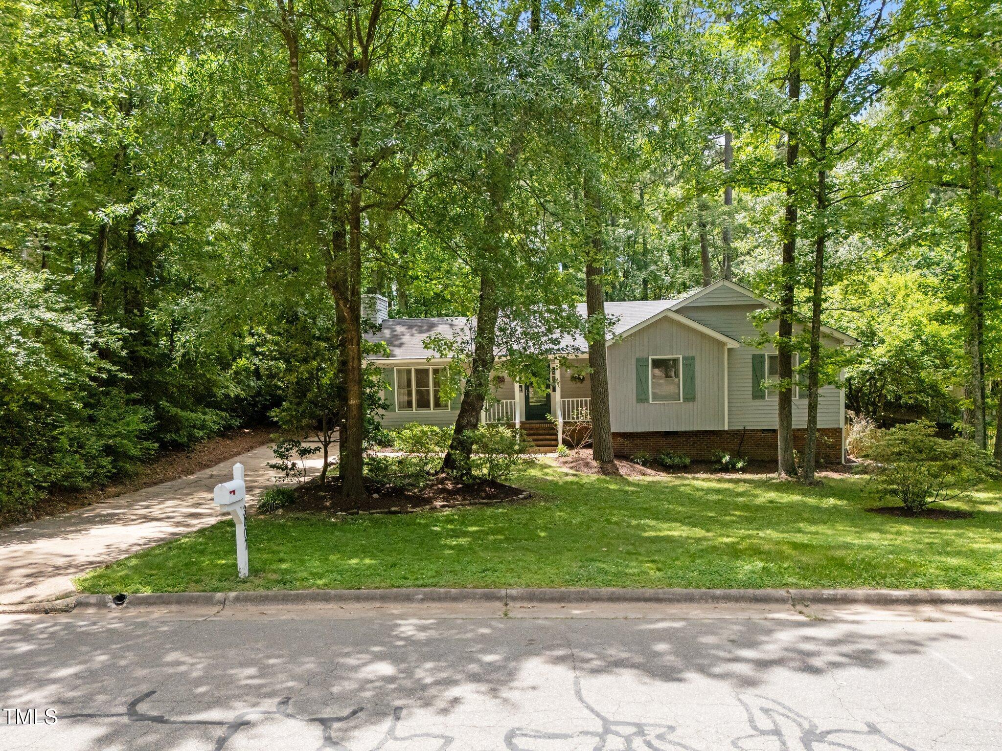 3007 Appling Way