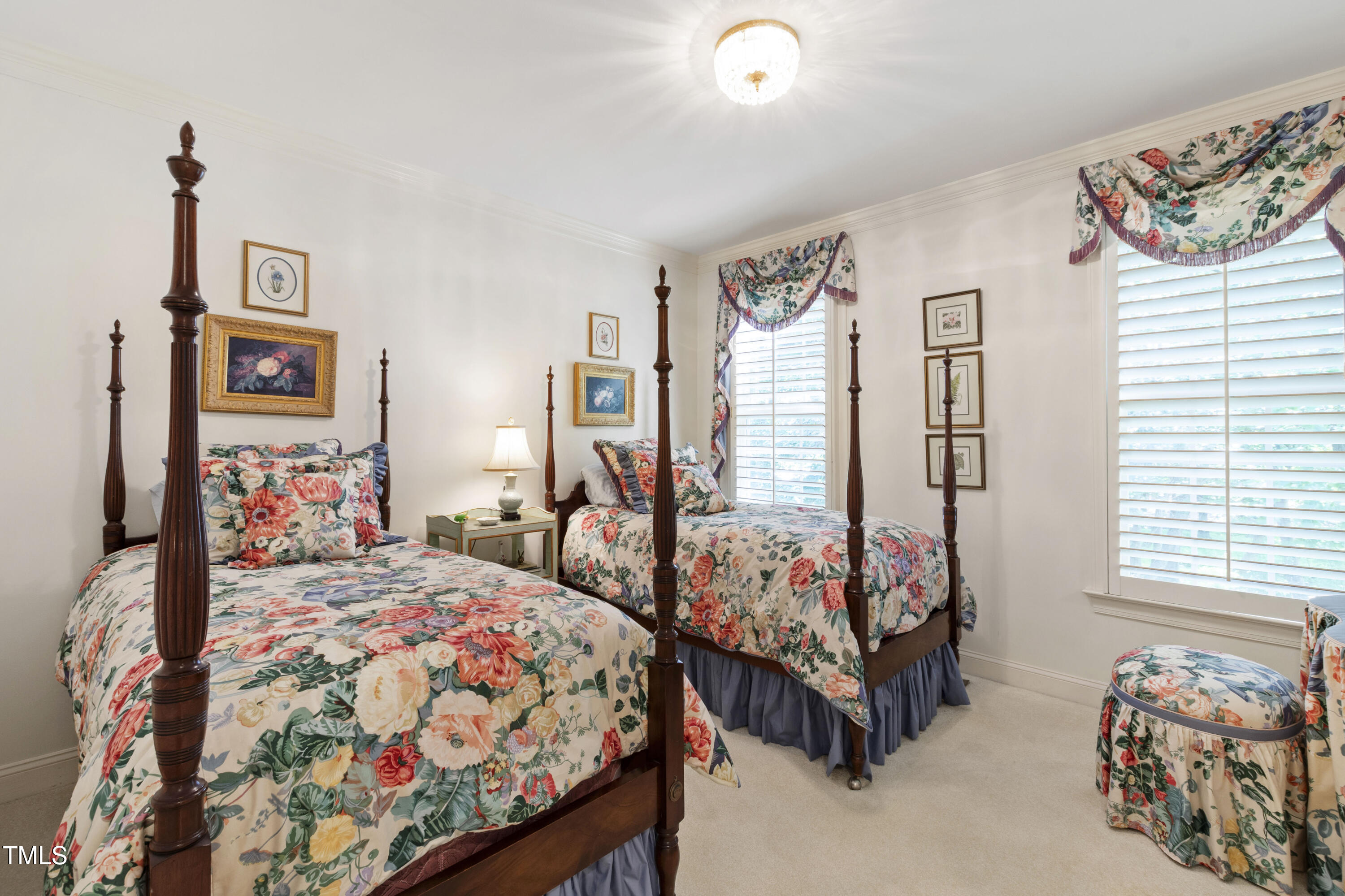 8102 St Chapelle Court