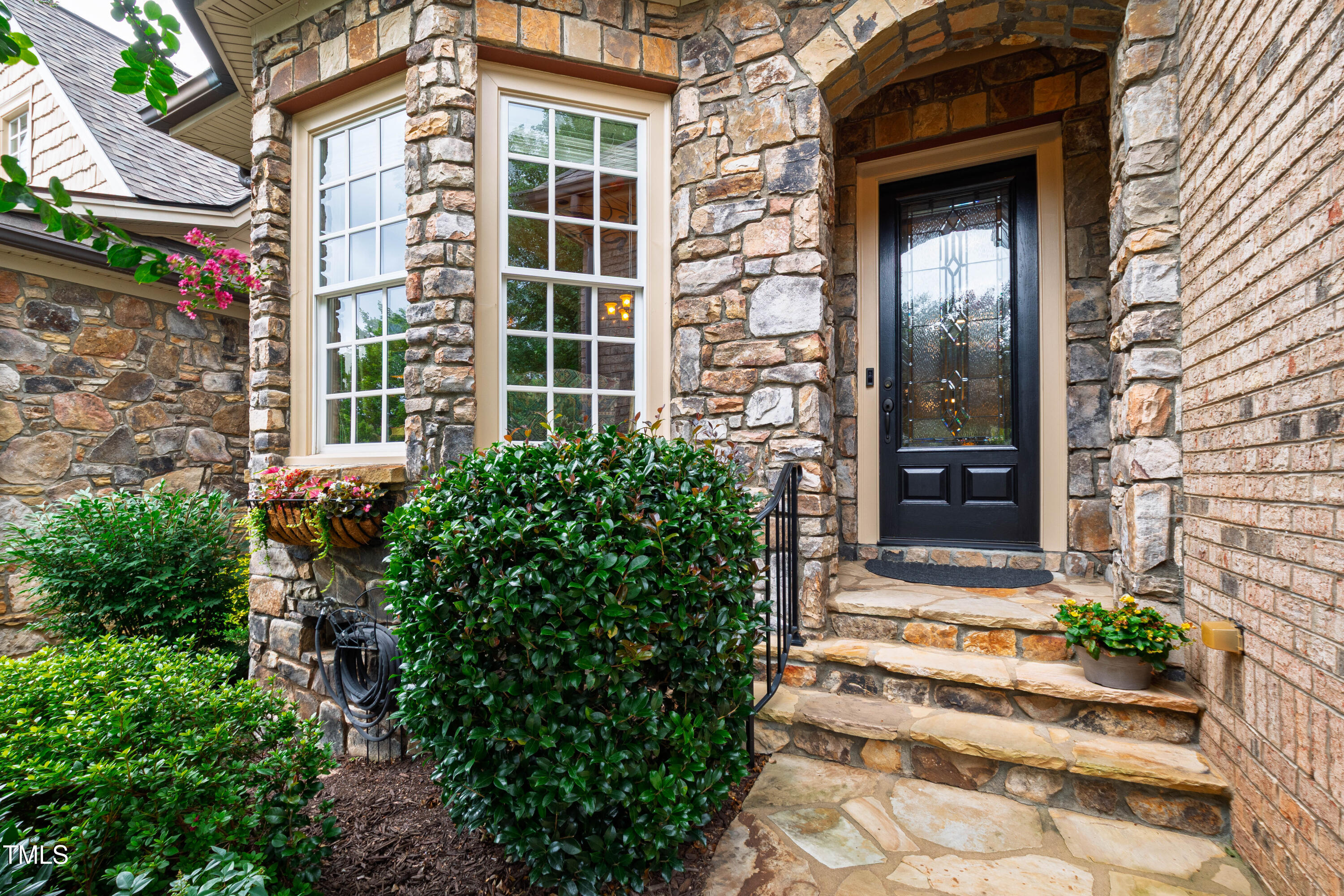 4164 English Garden Way