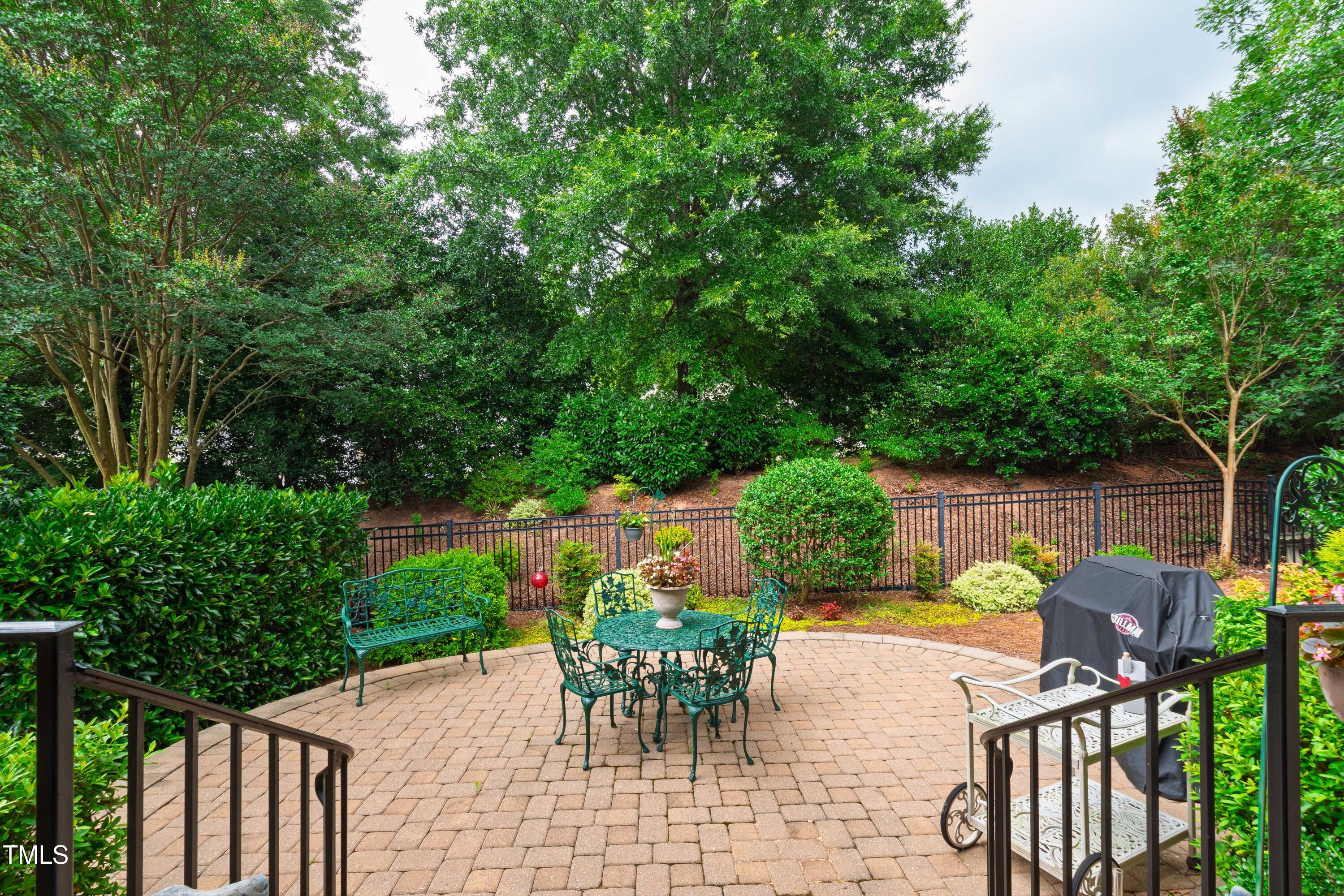 4164 English Garden Way