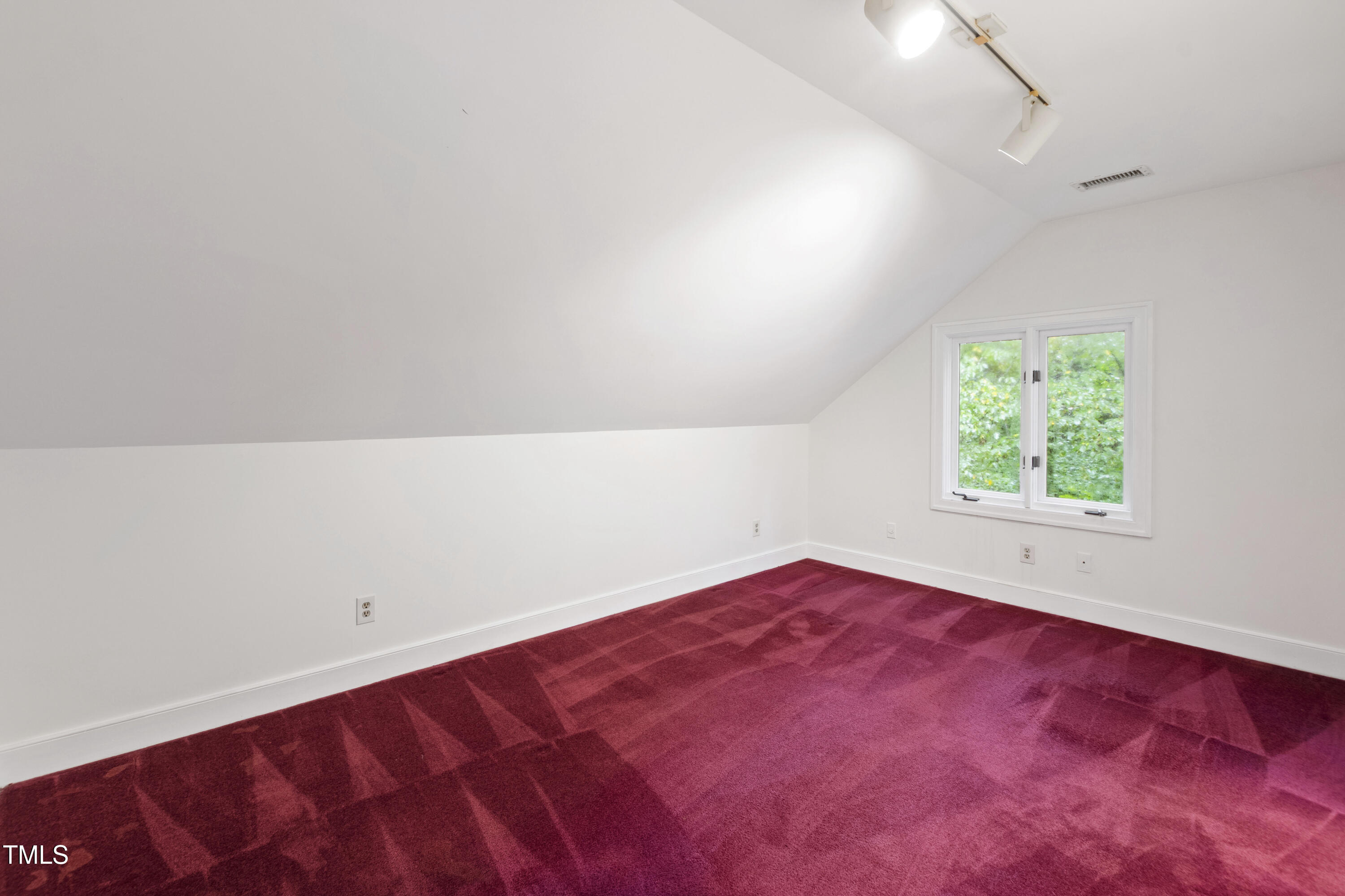 1409 Granada Drive