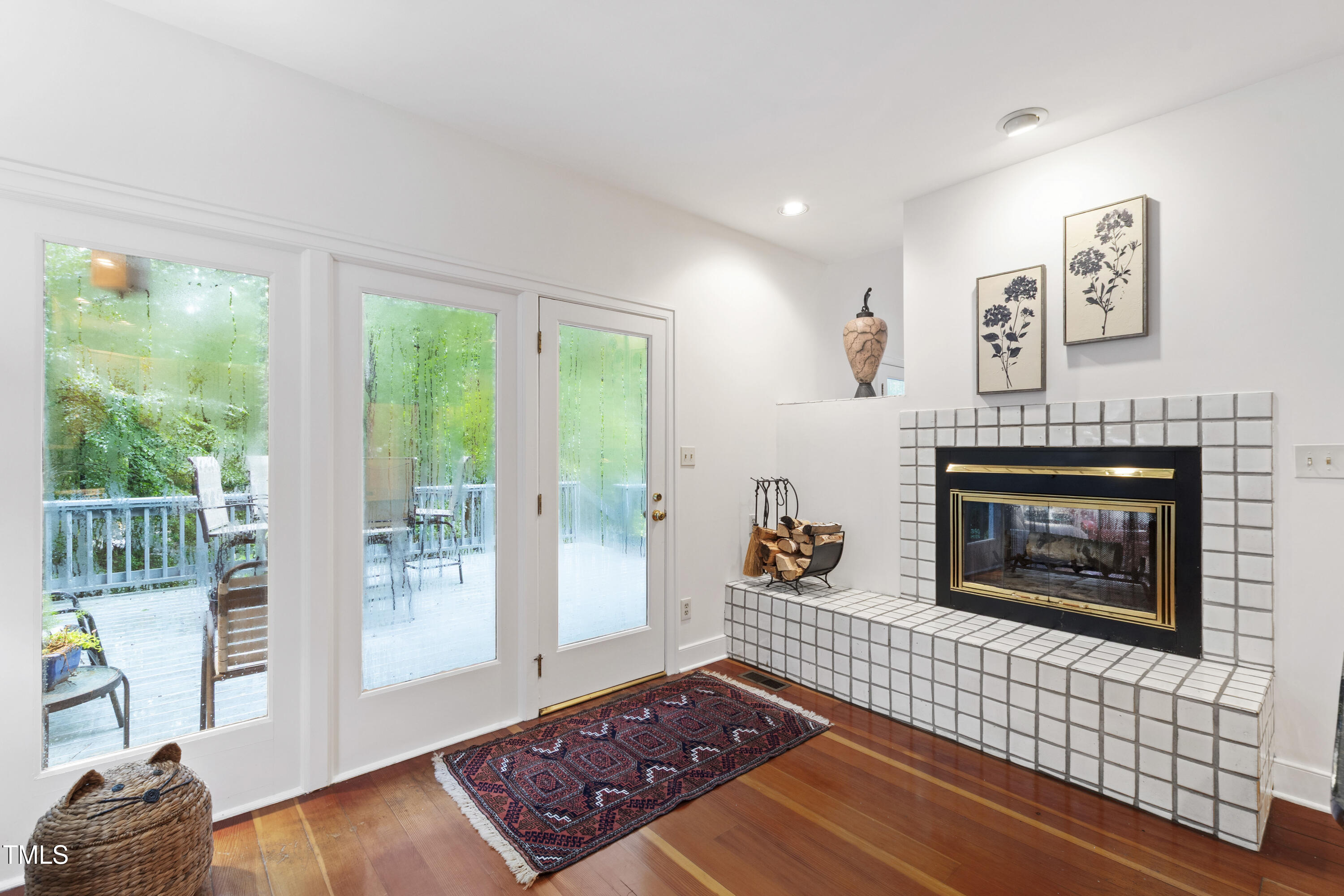 1409 Granada Drive