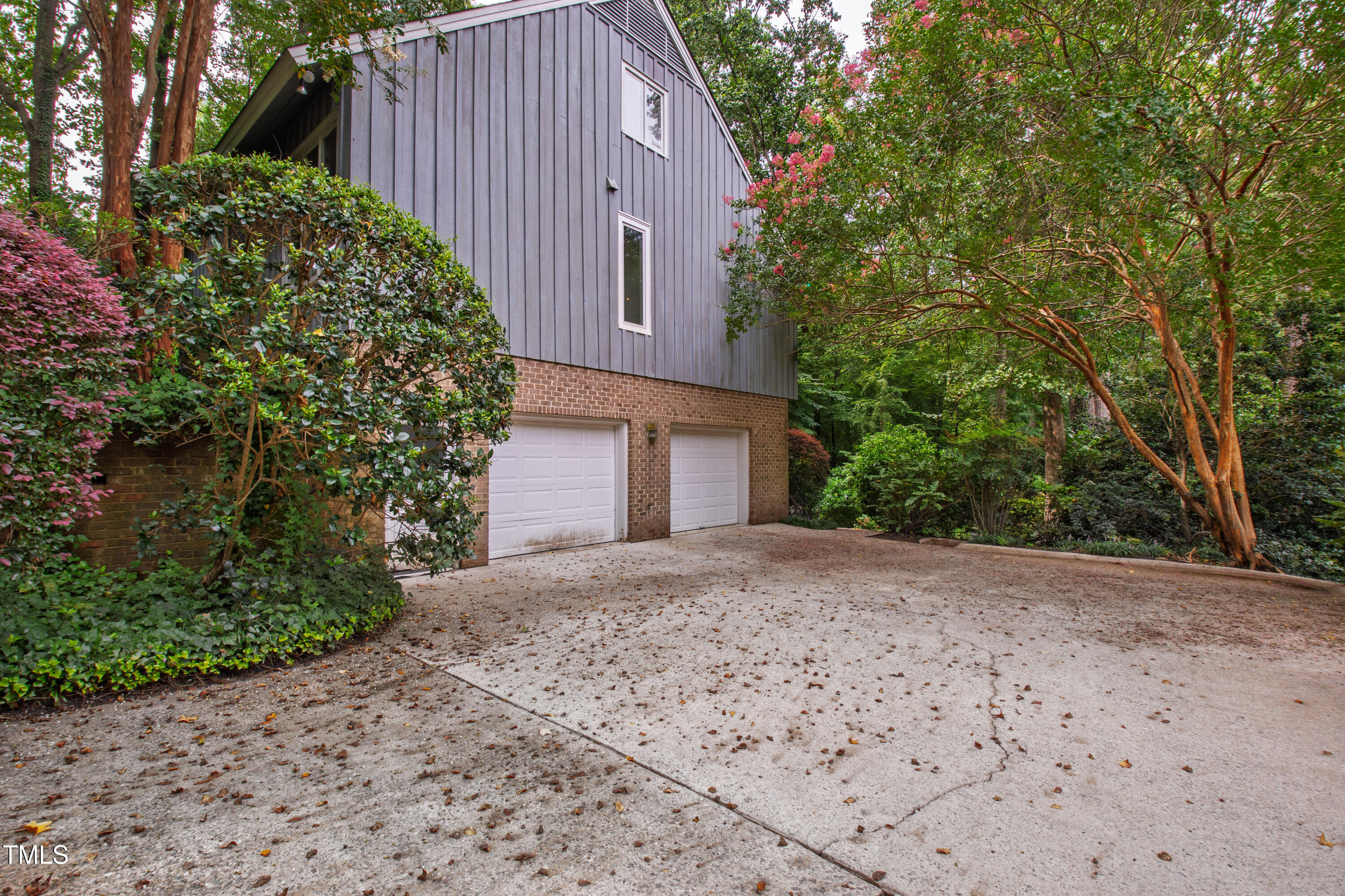 1409 Granada Drive