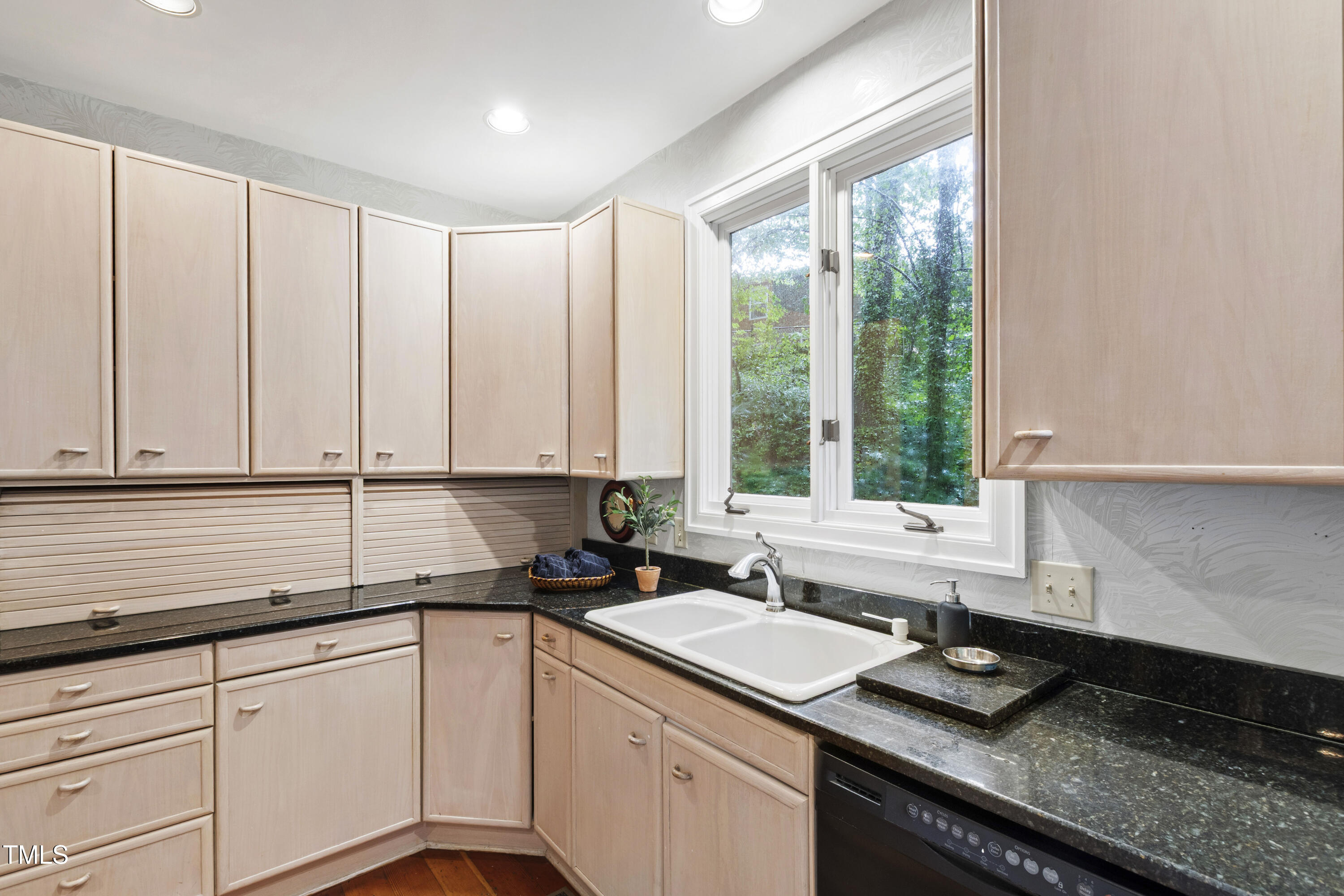 1409 Granada Drive
